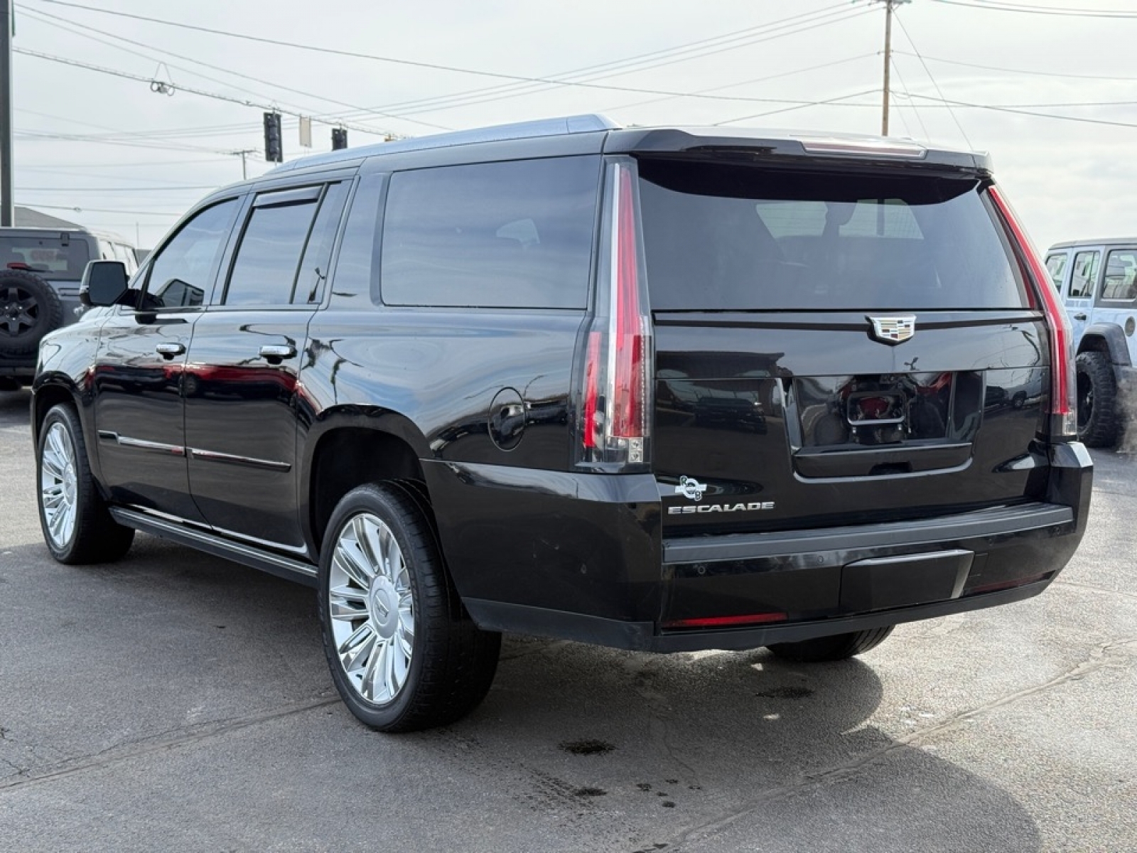 2020 Cadillac Escalade ESV 4WD Premium Luxury, 39376A, Photo