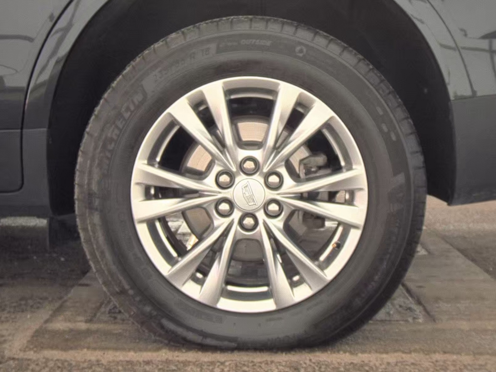 2020 Cadillac XT5 AWD Premium Luxury, 39724, Photo