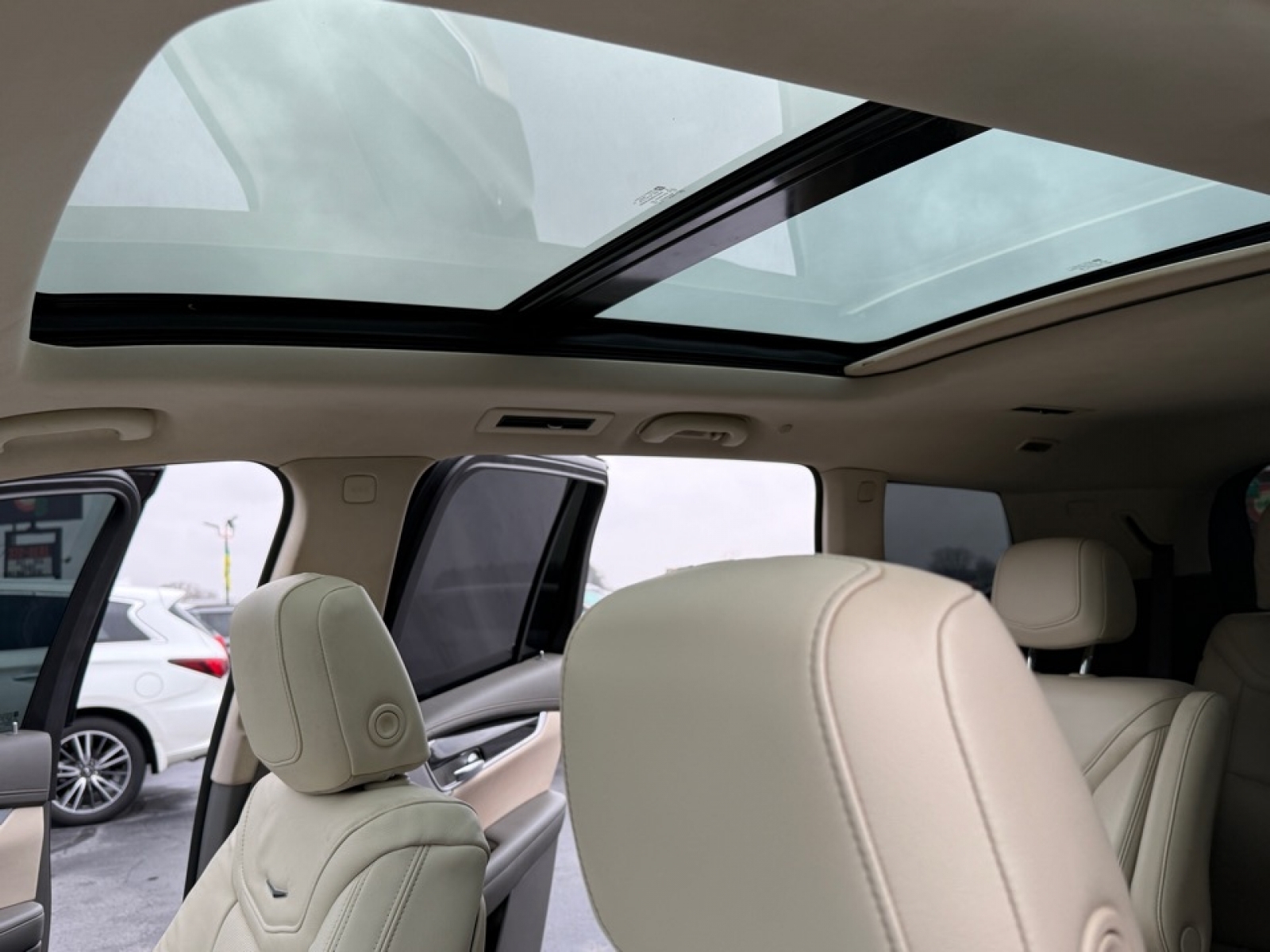 2020 Cadillac XT6 AWD Premium Luxury, 39106, Photo