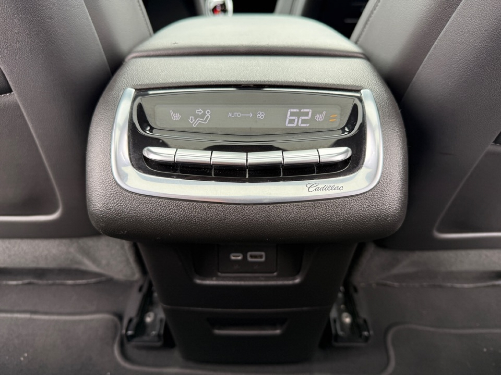 2020 Cadillac XT6 AWD Sport, 39195, Photo