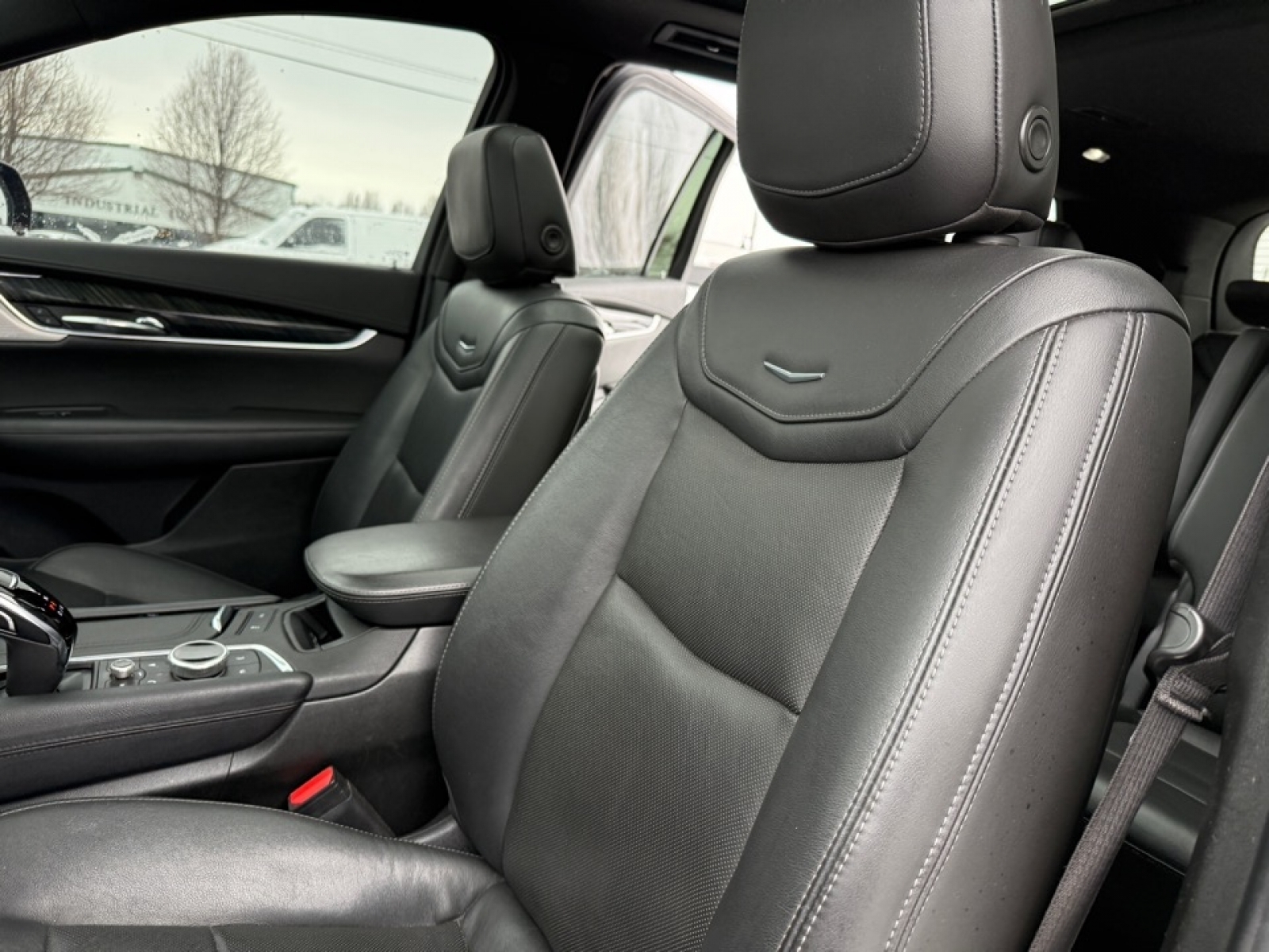 2020 Cadillac XT6 AWD Premium Luxury, 39298, Photo