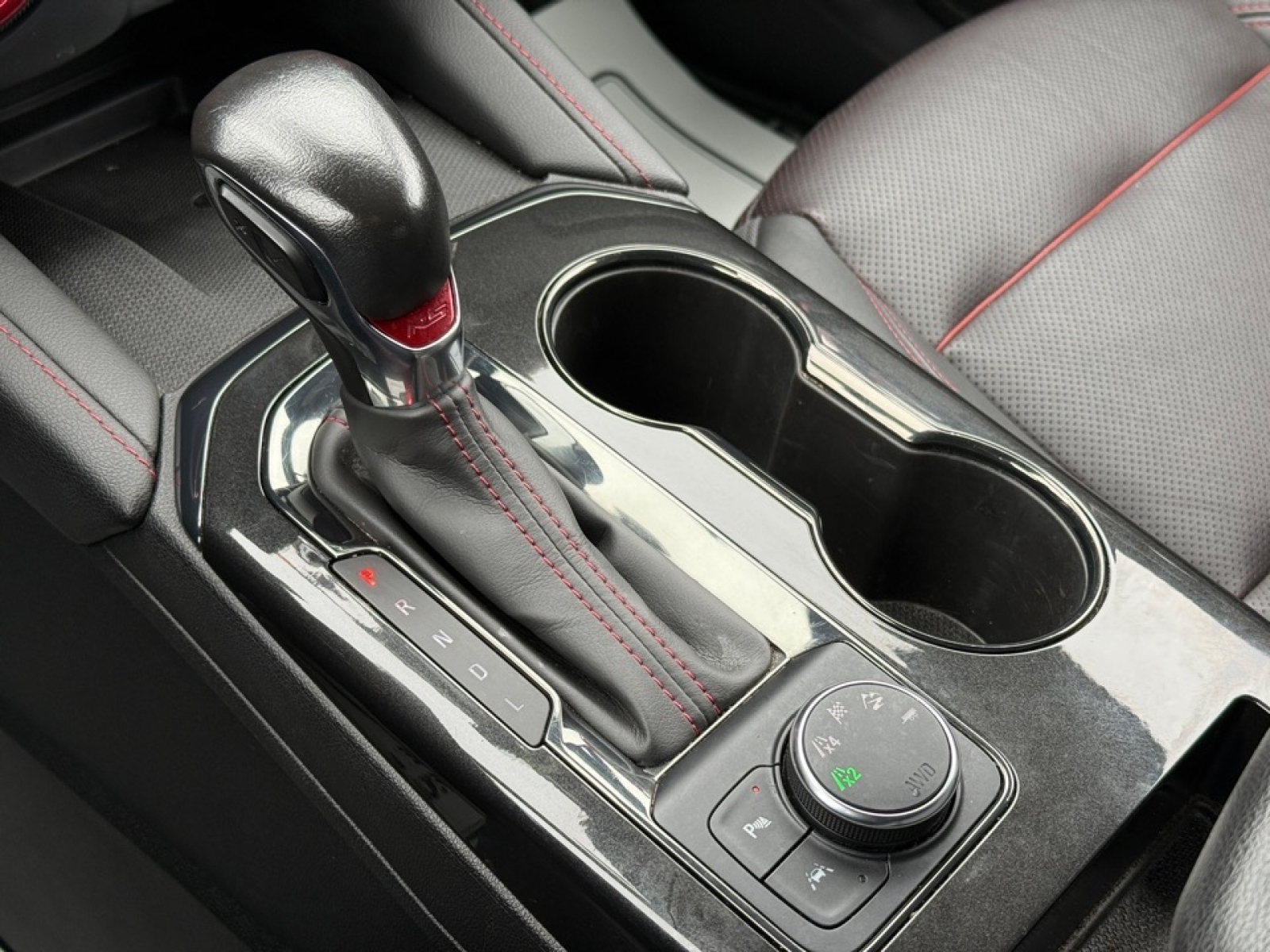 2020 Chevrolet Blazer AWD RS, 38607B, Photo