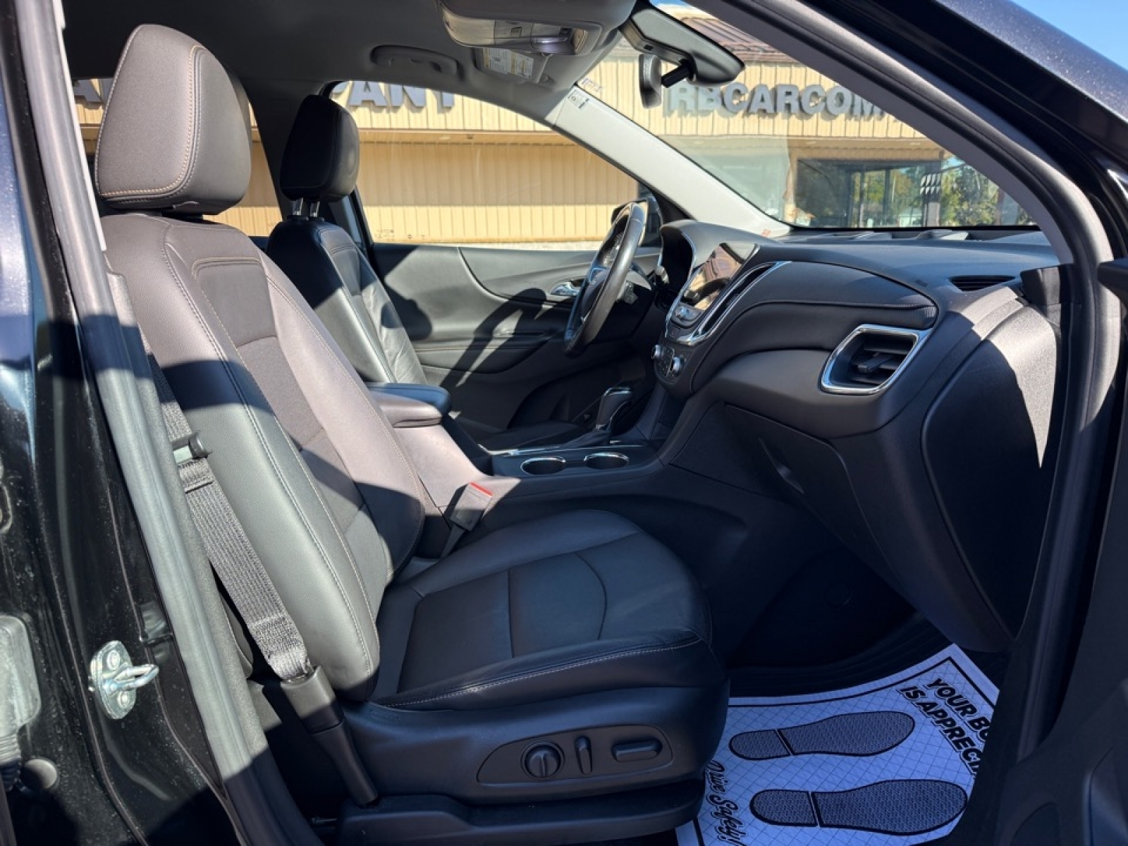 2020 Chevrolet Equinox AWD Premier 1.5L Turbo, 39127, Photo