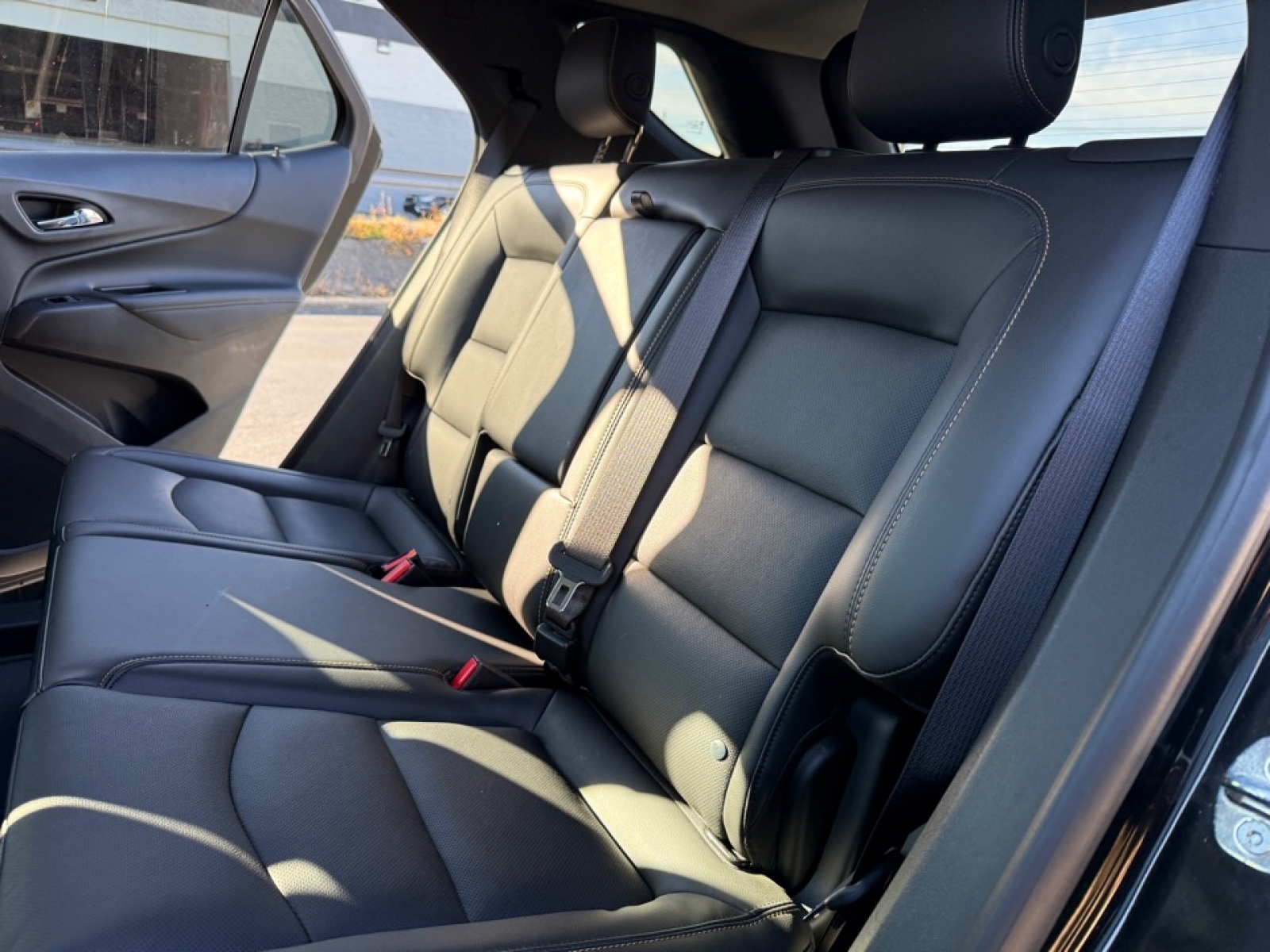 2020 Chevrolet Equinox AWD Premier 1.5L Turbo, 39127, Photo