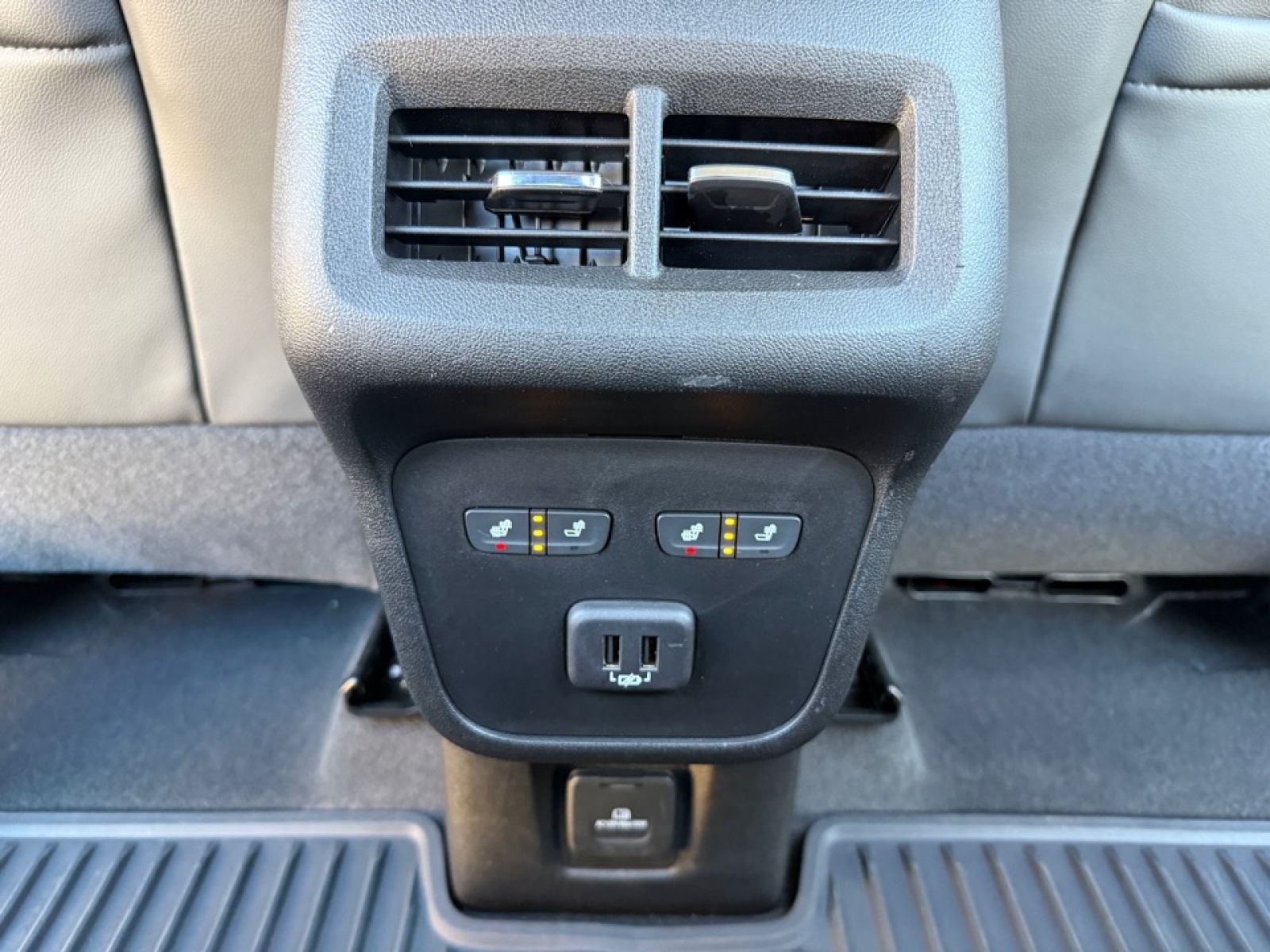 2020 Chevrolet Equinox AWD Premier 1.5L Turbo, 39127, Photo