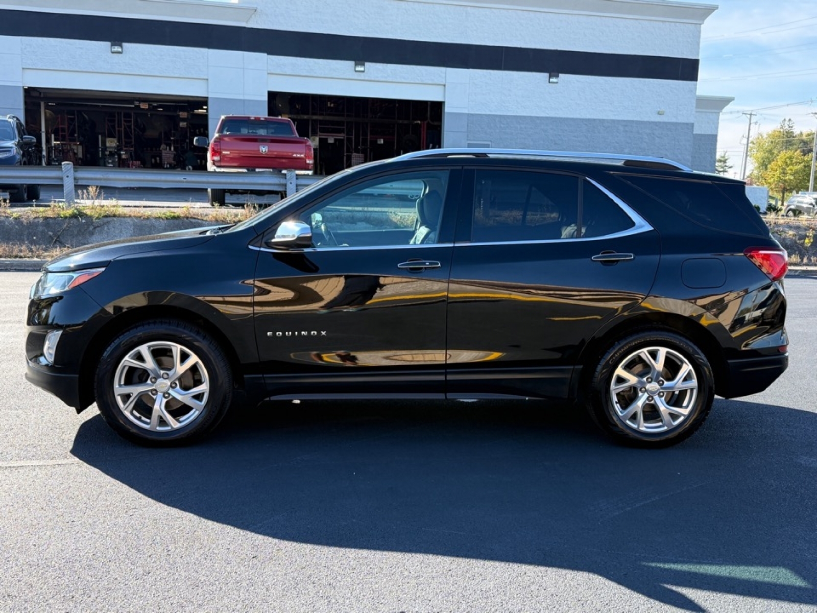 2020 Chevrolet Equinox AWD Premier 1.5L Turbo, 39127, Photo