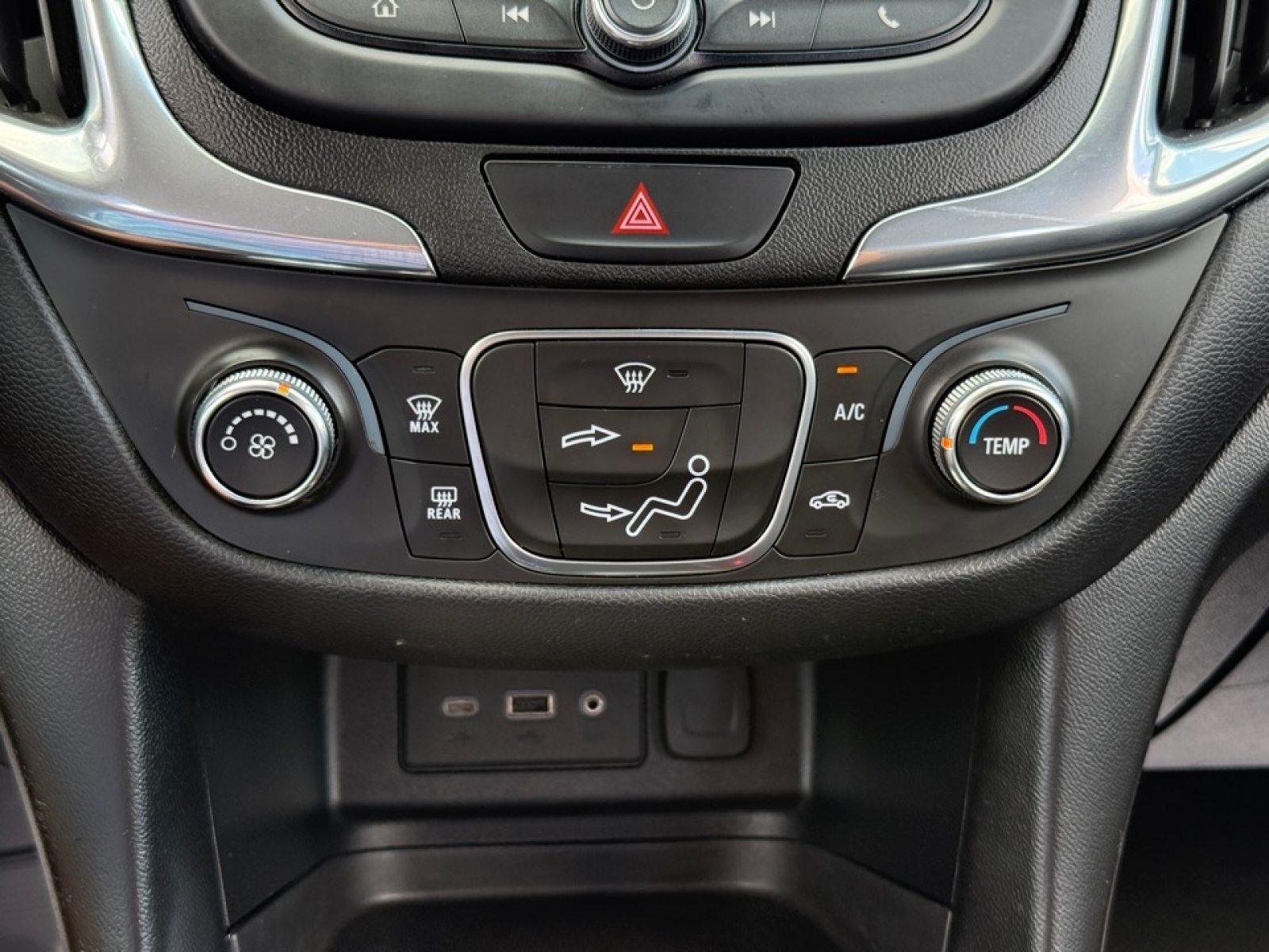 2020 Chevrolet Equinox AWD LT 1.5L Turbo, 39775A, Photo