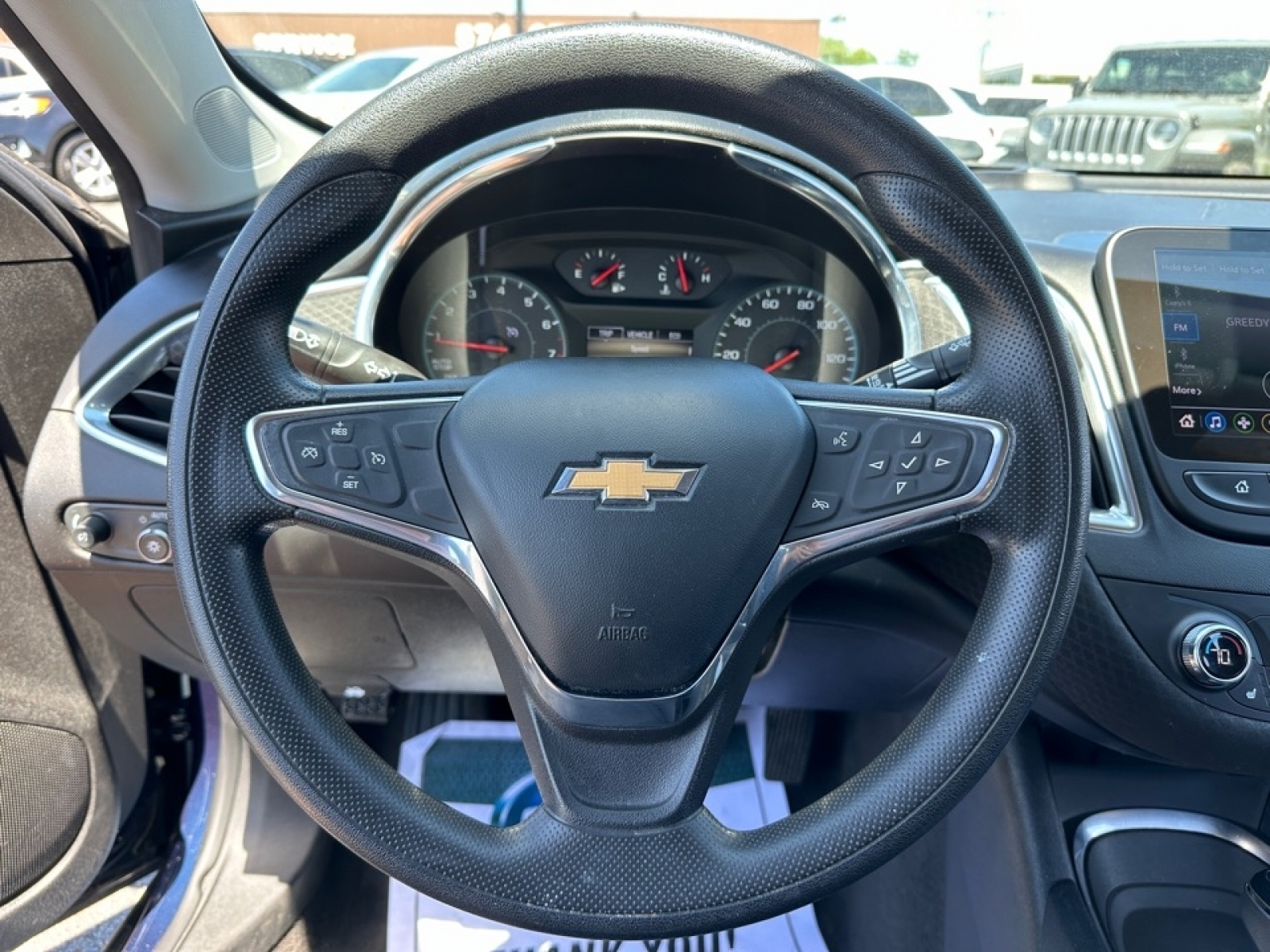 2020 Chevrolet Malibu LT, 36883, Photo