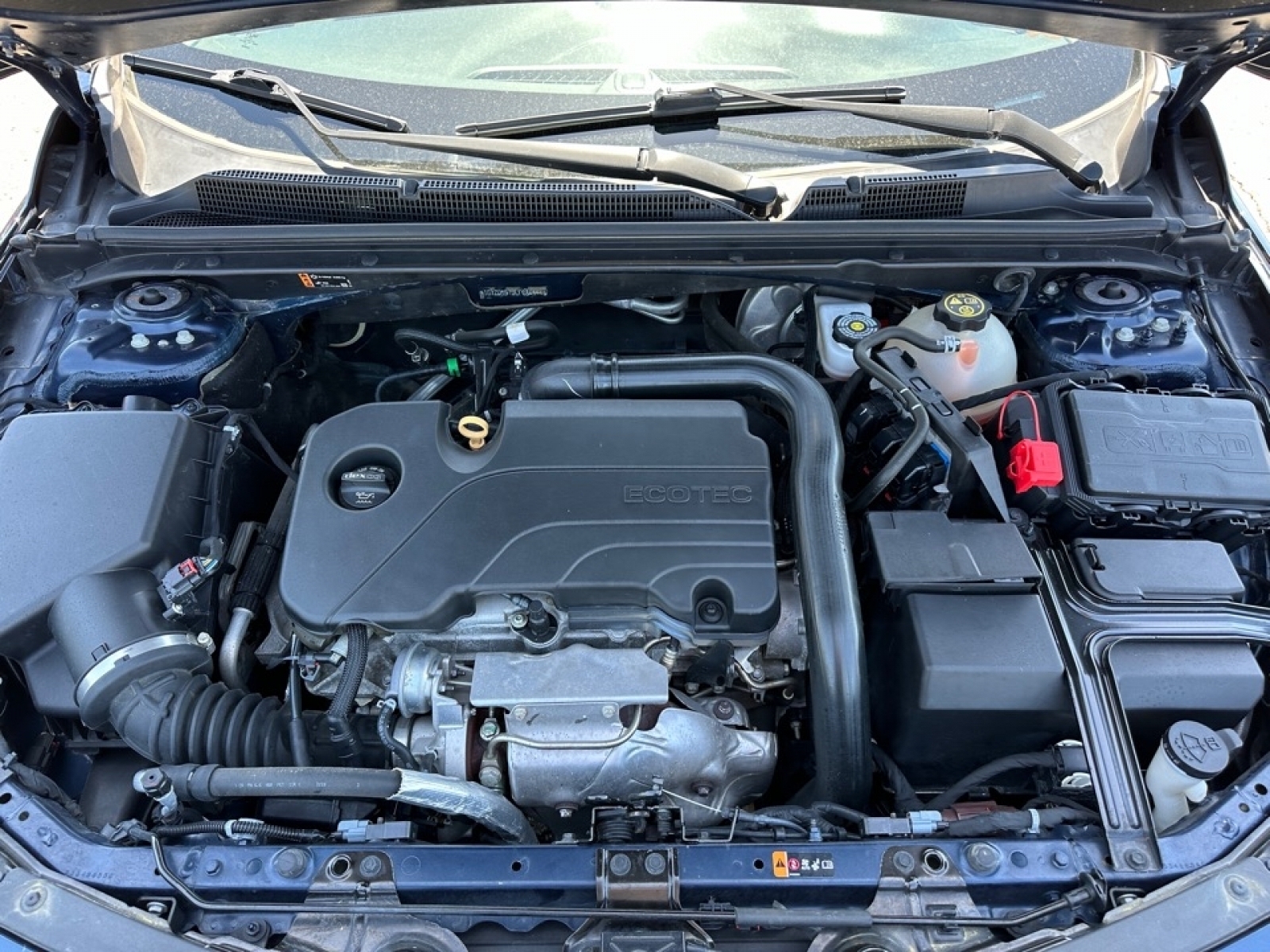 2020 Chevrolet Malibu LT, 36883, Photo