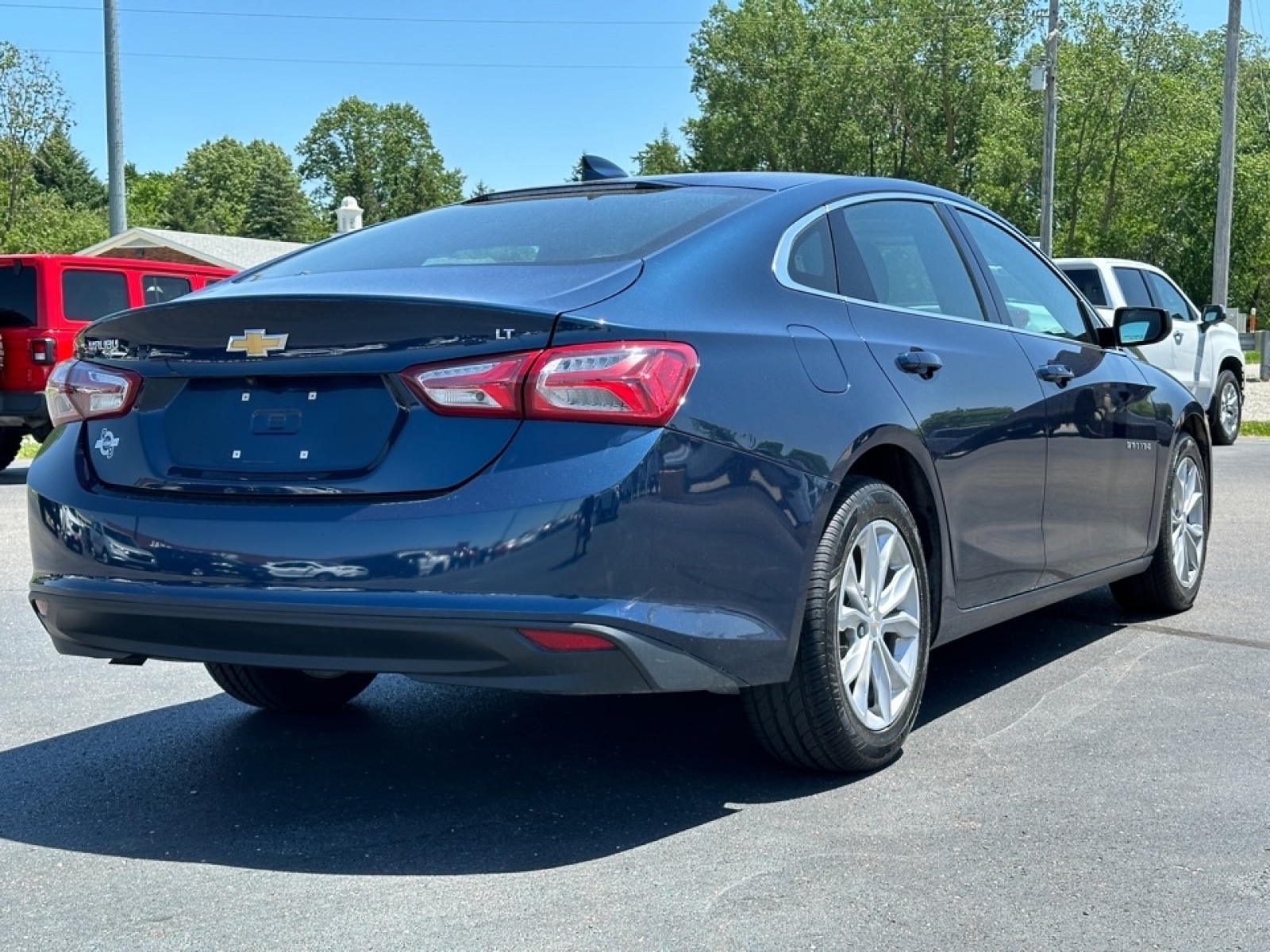 2020 Chevrolet Malibu LT, 36883, Photo