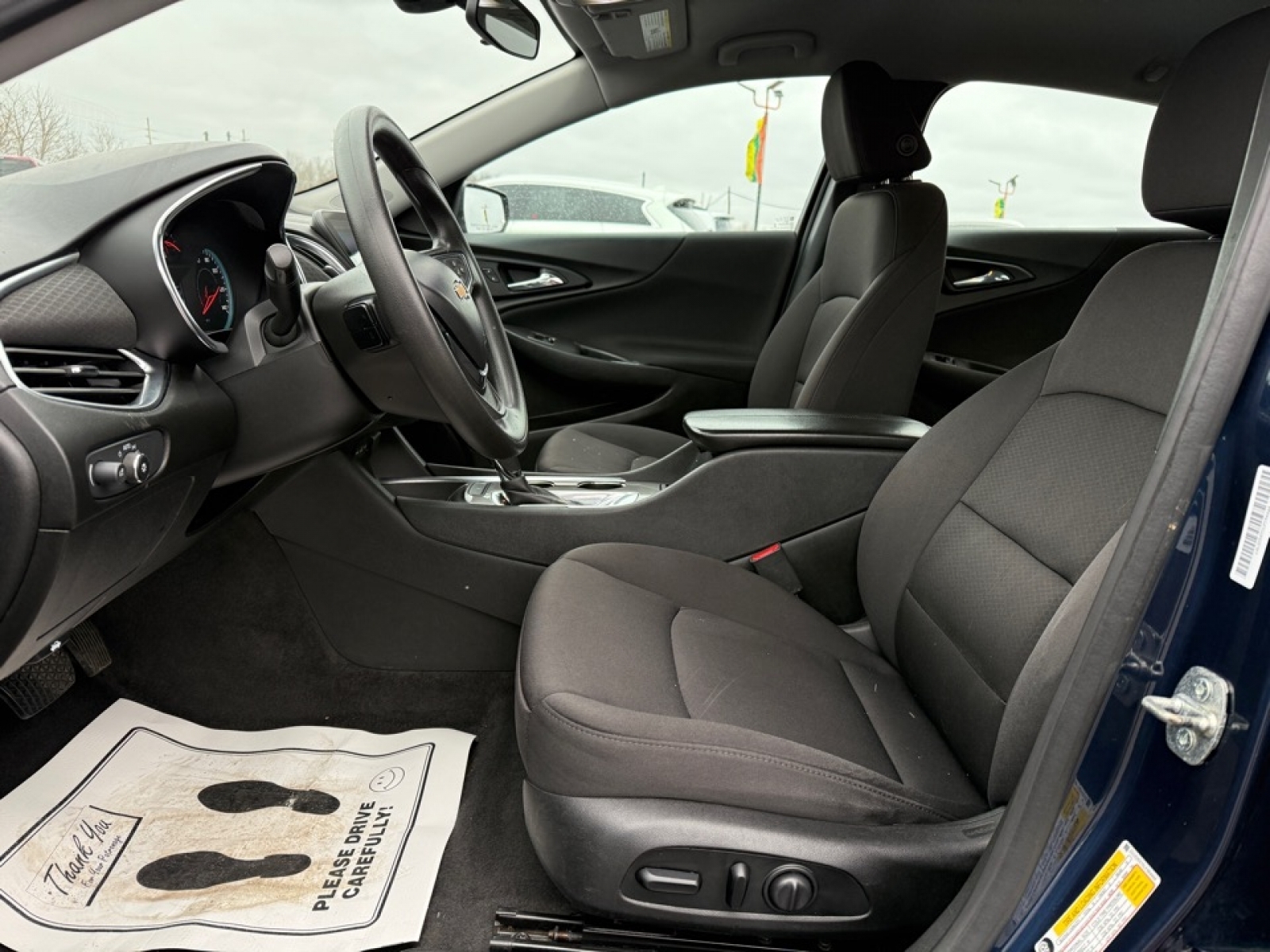 2020 Chevrolet Malibu FWD LT, 39130A, Photo