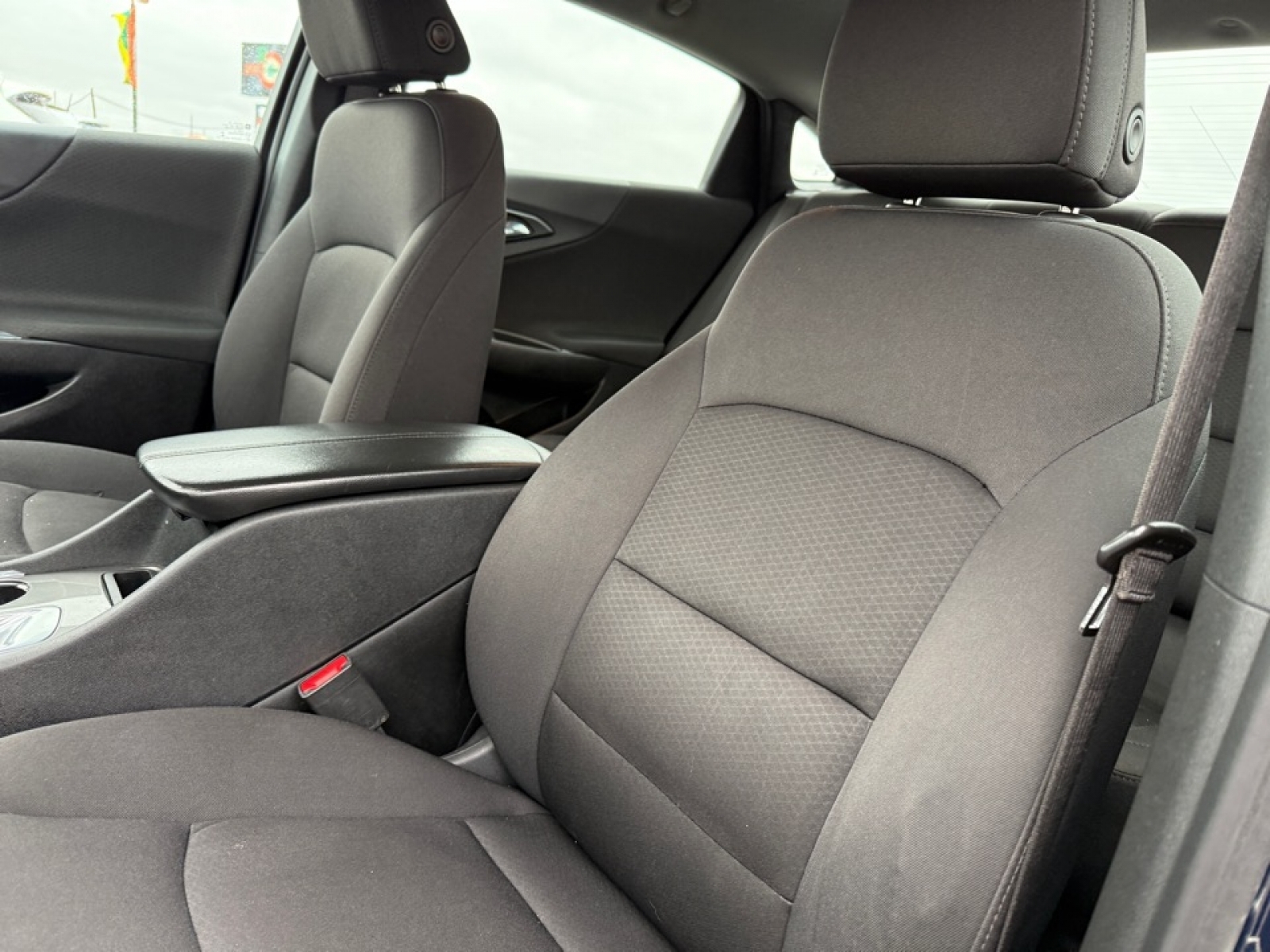 2020 Chevrolet Malibu FWD LT, 39130A, Photo