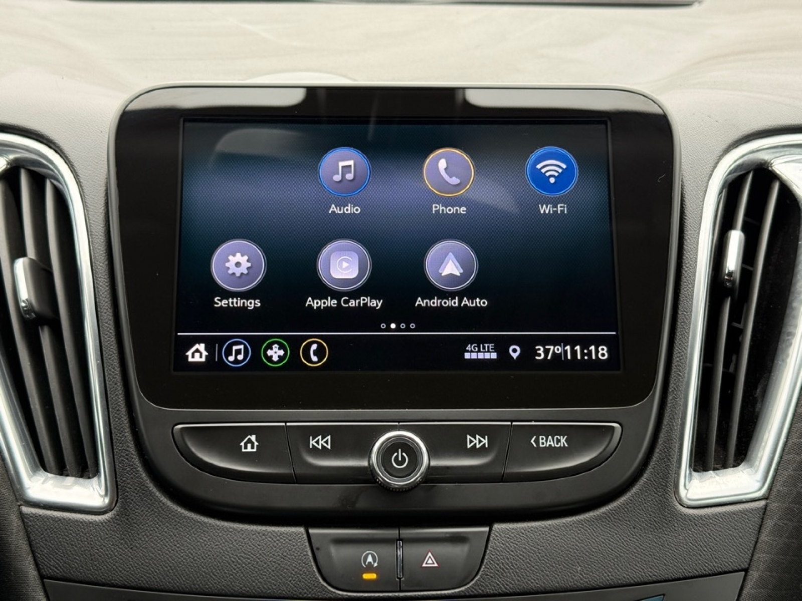 2020 Chevrolet Malibu FWD LT, 39130A, Photo