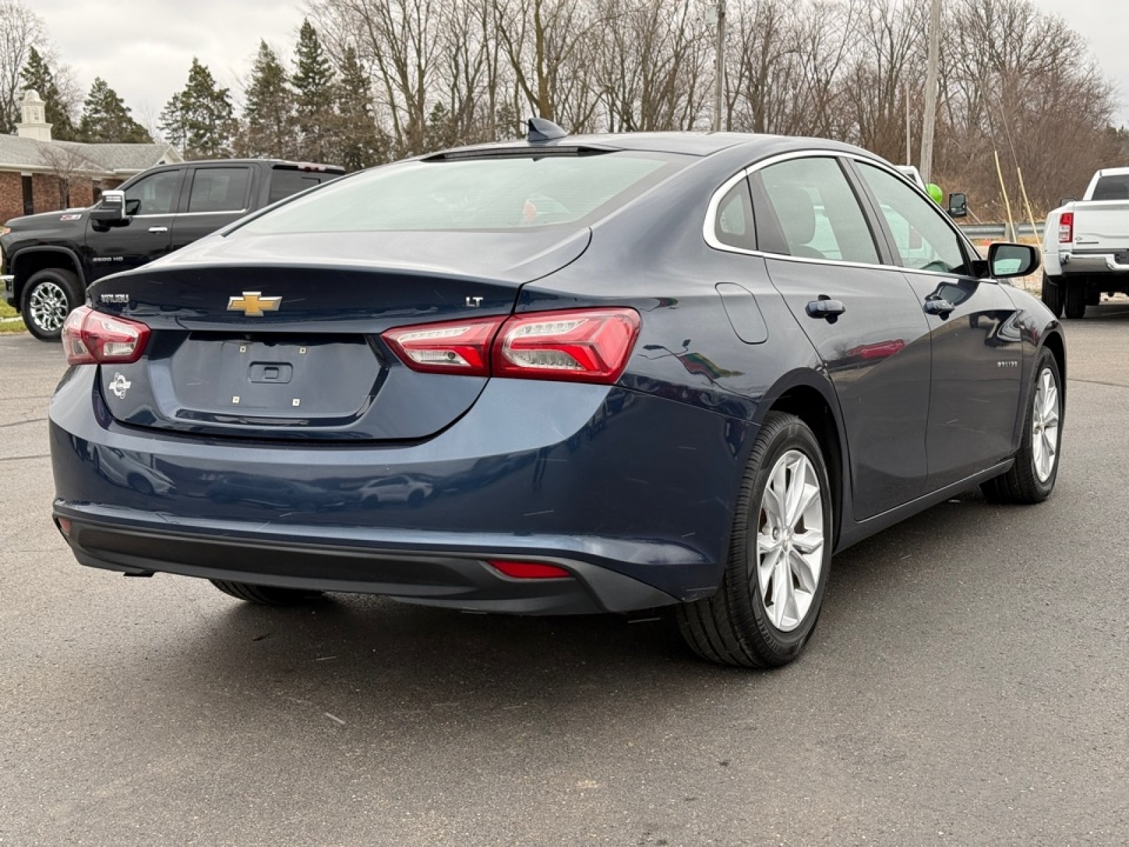 2020 Chevrolet Malibu FWD LT, 39130A, Photo