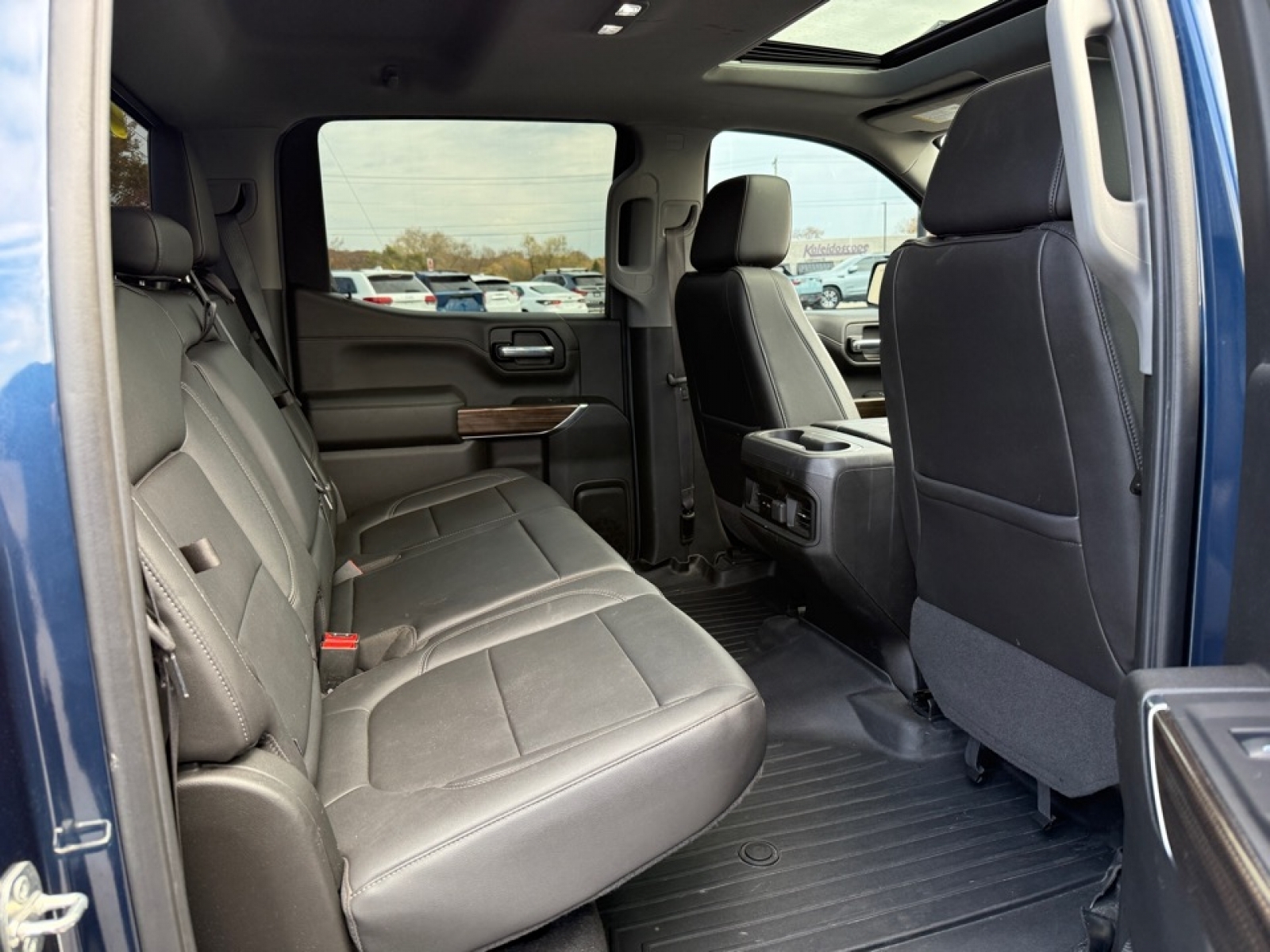 2020 Chevrolet Silverado 1500 4WD Crew Cab Short Bed RST, 39008A, Photo