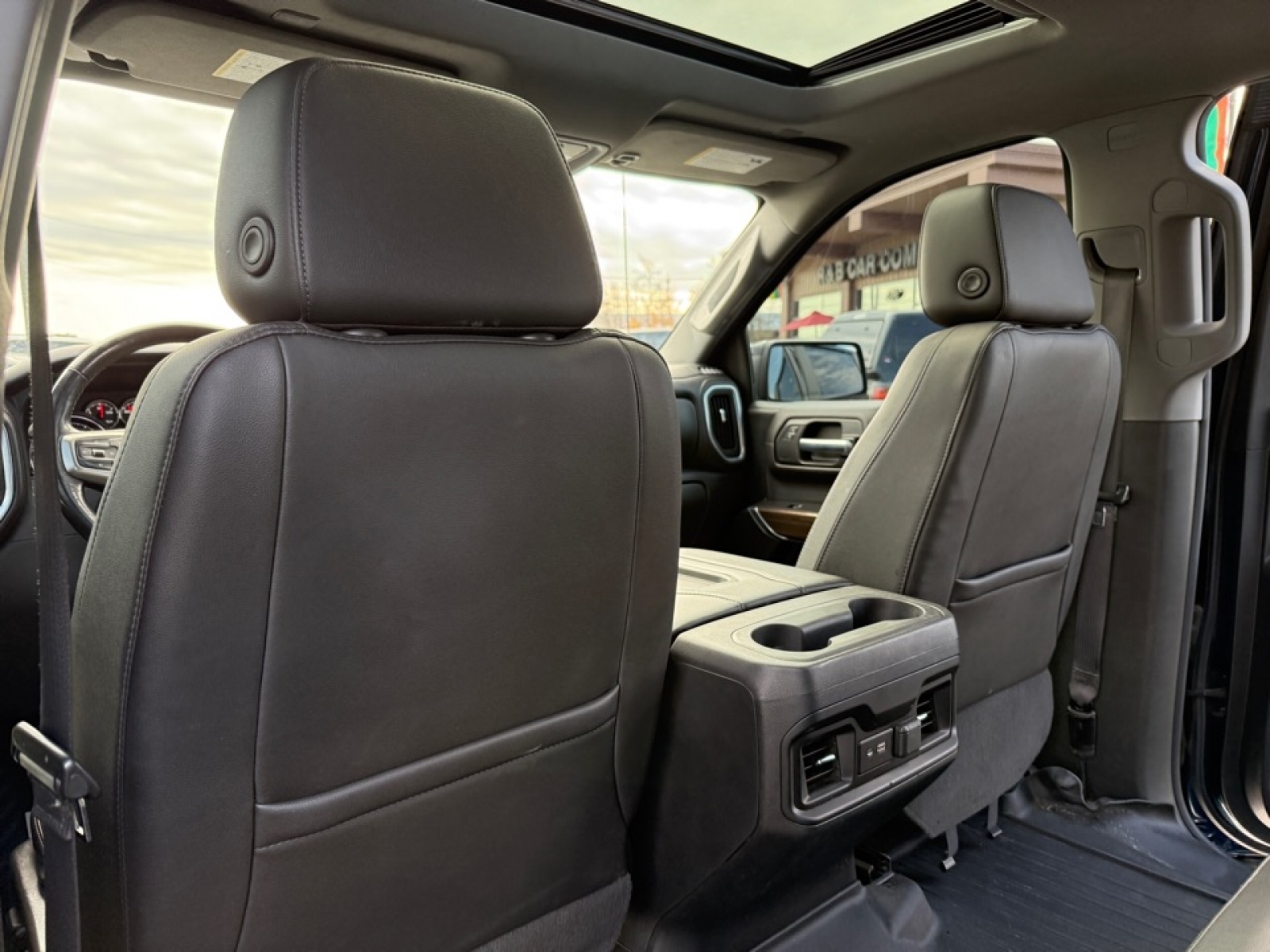 2020 Chevrolet Silverado 1500 4WD Crew Cab Short Bed RST, 39008A, Photo