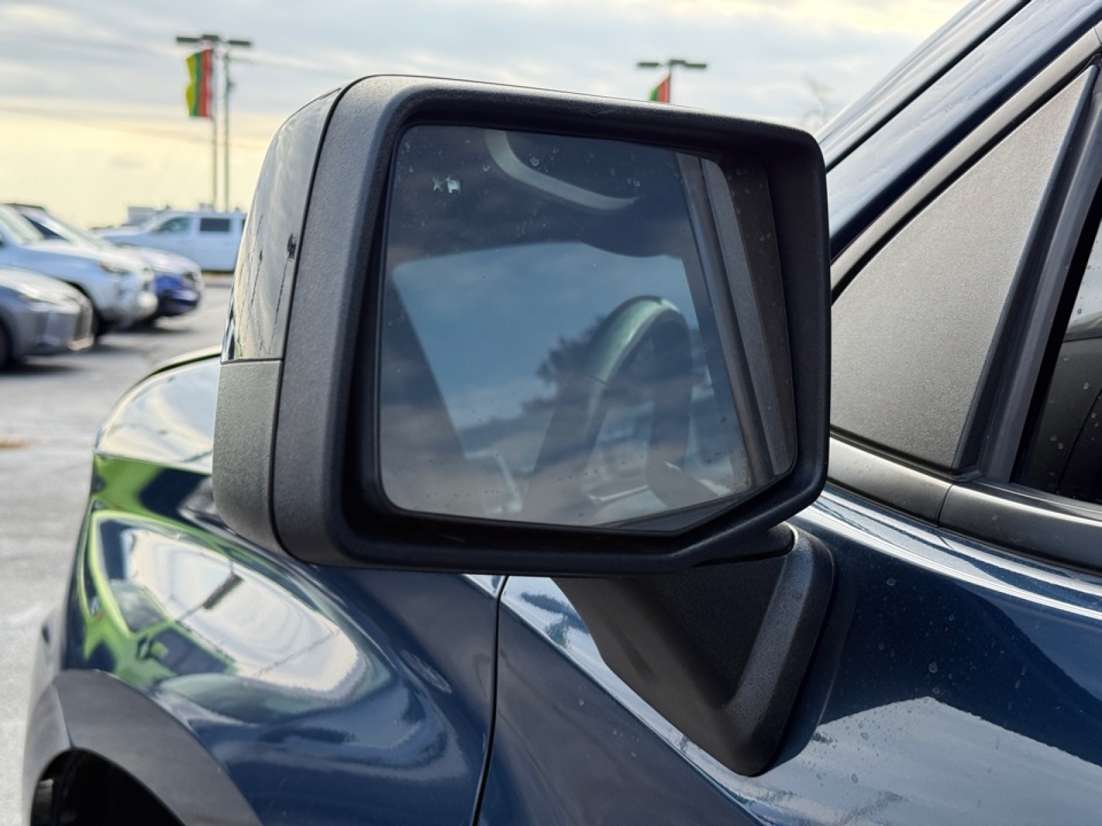 2020 Chevrolet Silverado 1500 4WD Crew Cab Short Bed RST, 39008A, Photo