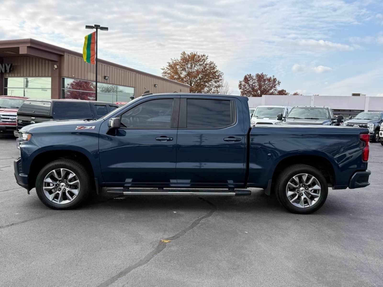 2020 Chevrolet Silverado 1500 4WD Crew Cab Short Bed RST, 39008A, Photo