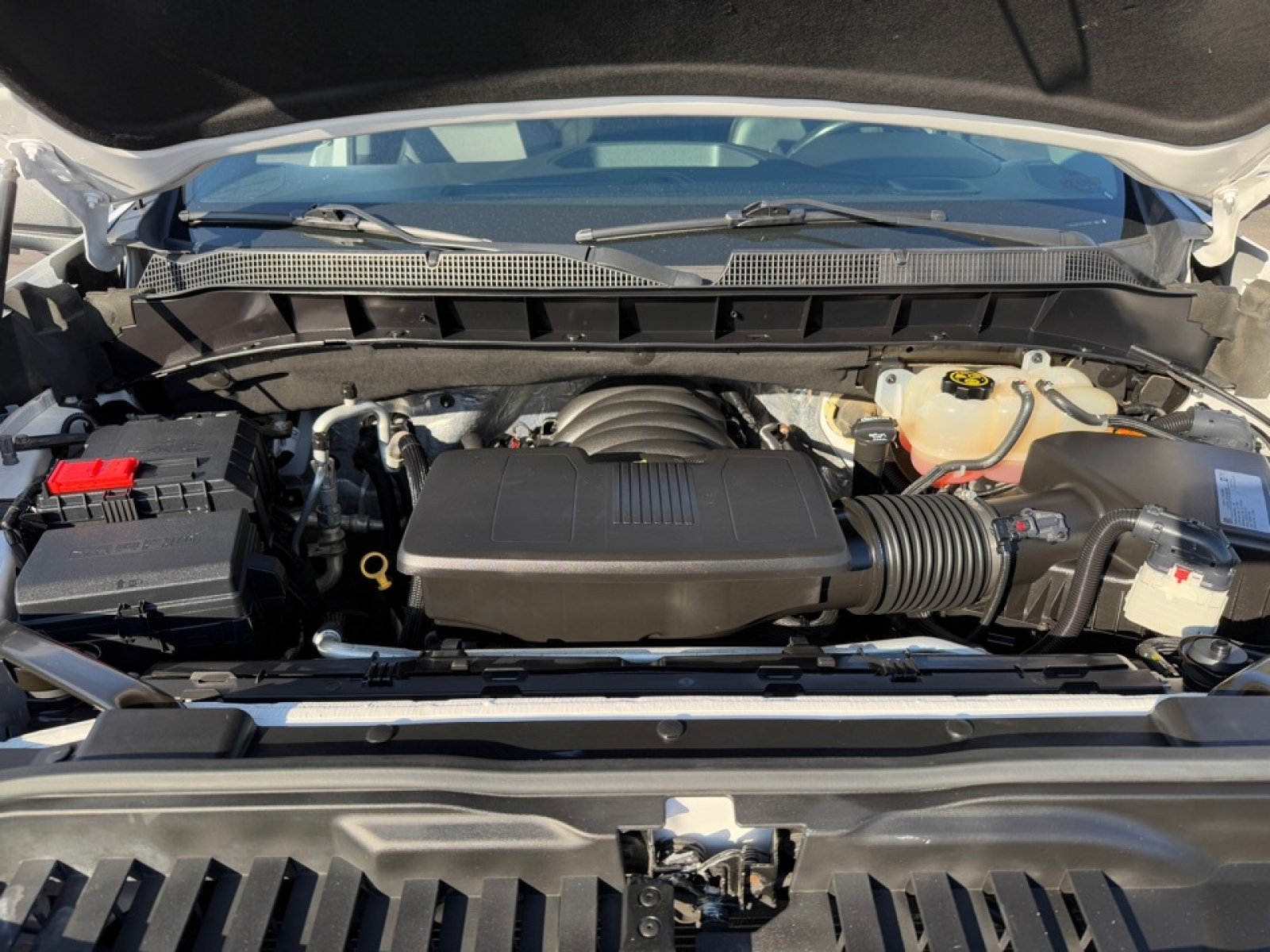 2020 Chevrolet Silverado 1500 4WD Crew Cab Short Bed LTZ, 39070, Photo