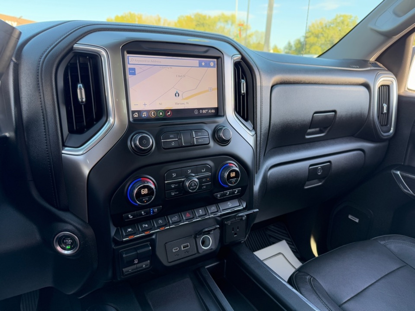 2020 Chevrolet Silverado 1500 4WD Crew Cab Short Bed LTZ, 39070, Photo