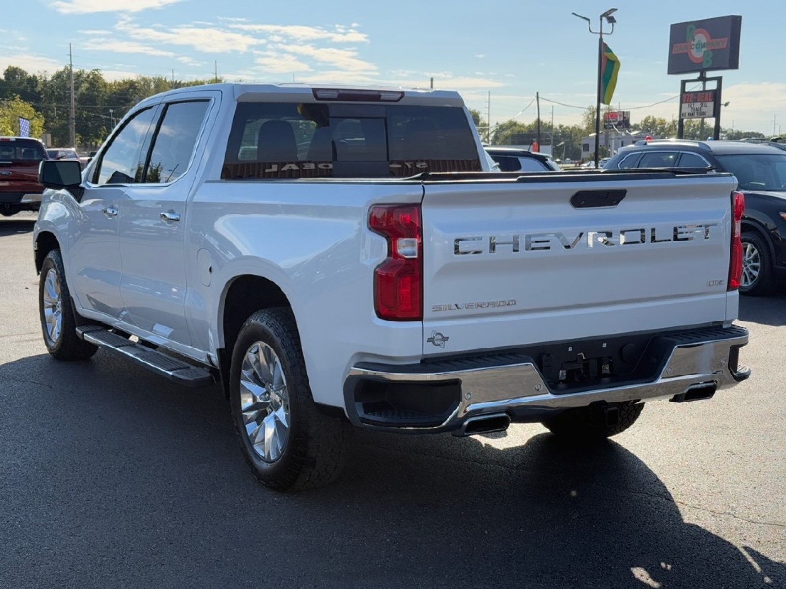 2020 Chevrolet Silverado 1500 4WD Crew Cab Short Bed LTZ, 39070, Photo
