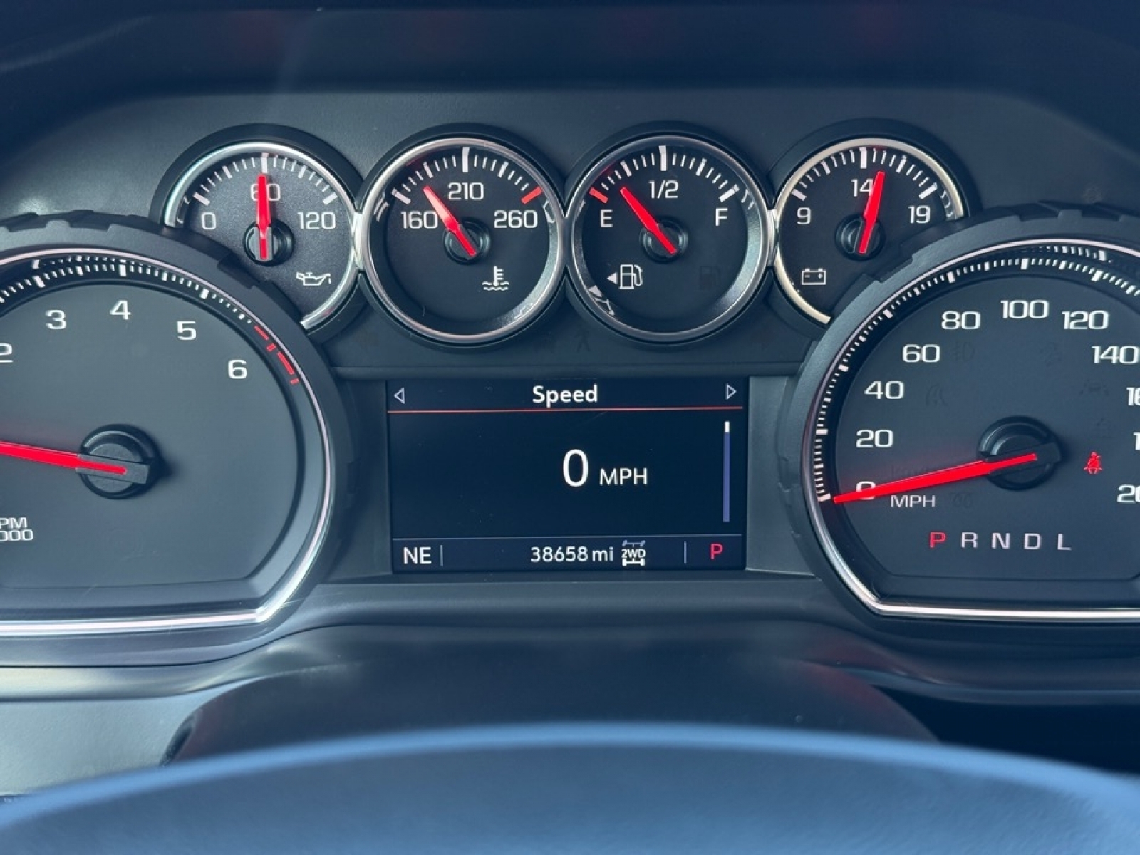 2020 Chevrolet Silverado 1500 4WD Crew Cab Short Bed LT Trail Boss, 39161, Photo