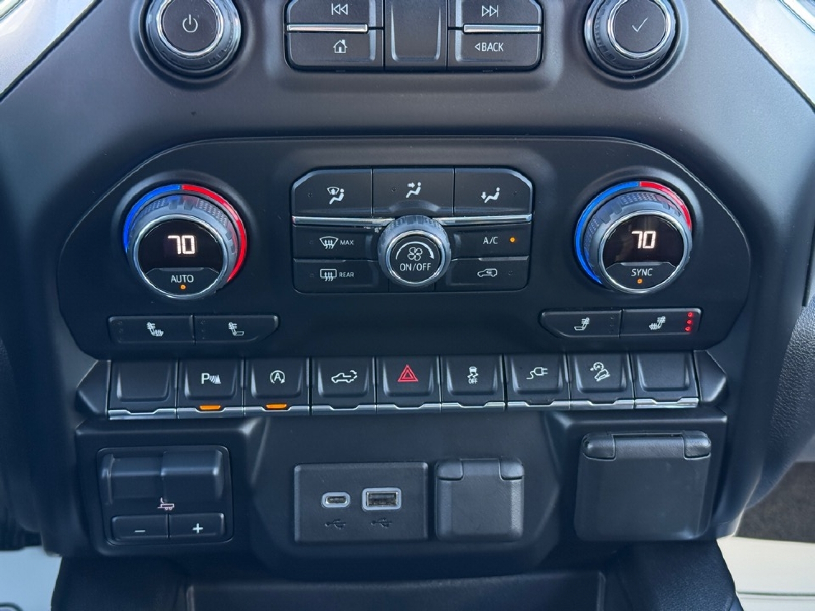 2020 Chevrolet Silverado 1500 4WD Crew Cab Short Bed LT Trail Boss, 39161, Photo