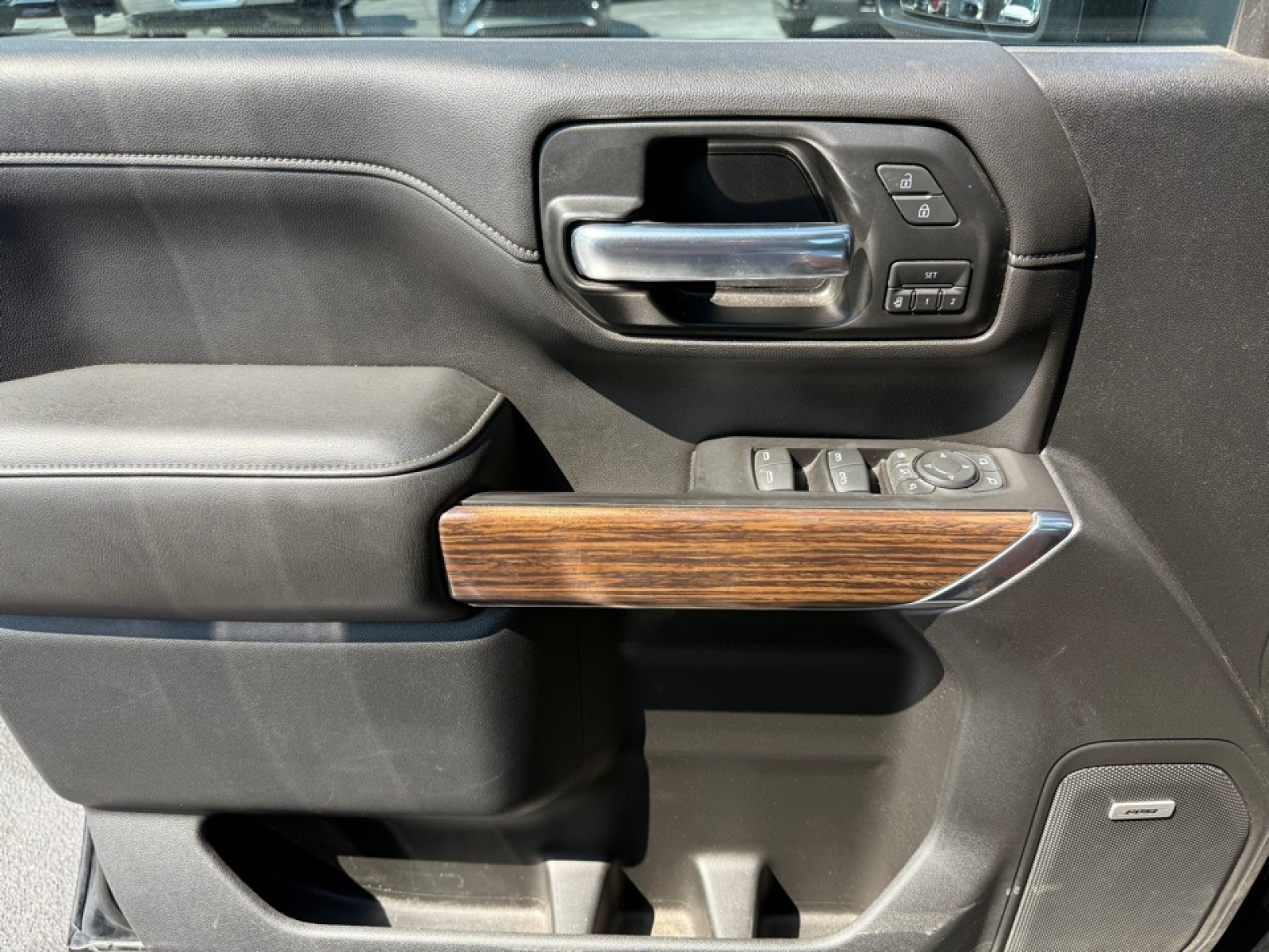 2020 Chevrolet Silverado 2500HD 4WD Crew Cab Standard Bed High Country, 38881, Photo