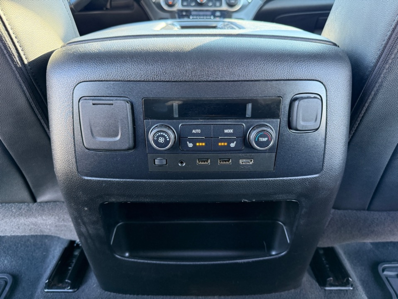 2020 Chevrolet Tahoe 4WD LT, 39151, Photo