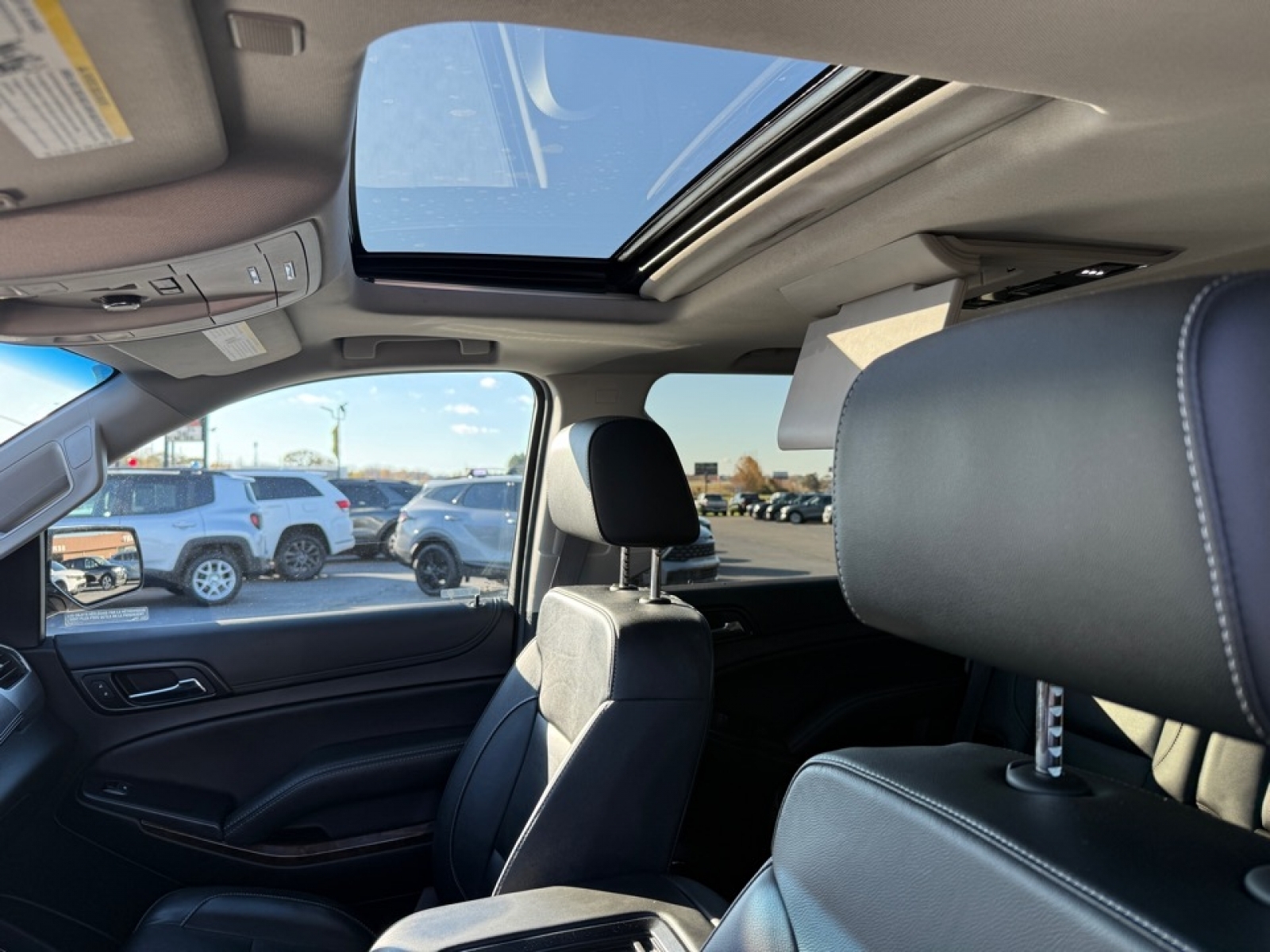 2020 Chevrolet Tahoe 4WD LT, 39151, Photo