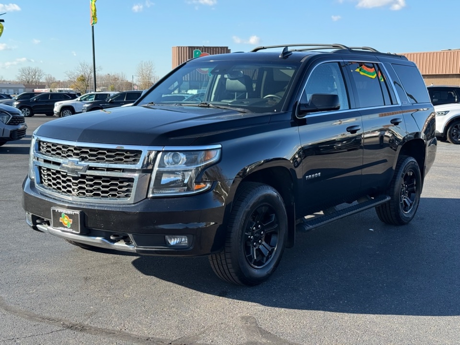 2020 Chevrolet Tahoe 4WD LT, 39151, Photo