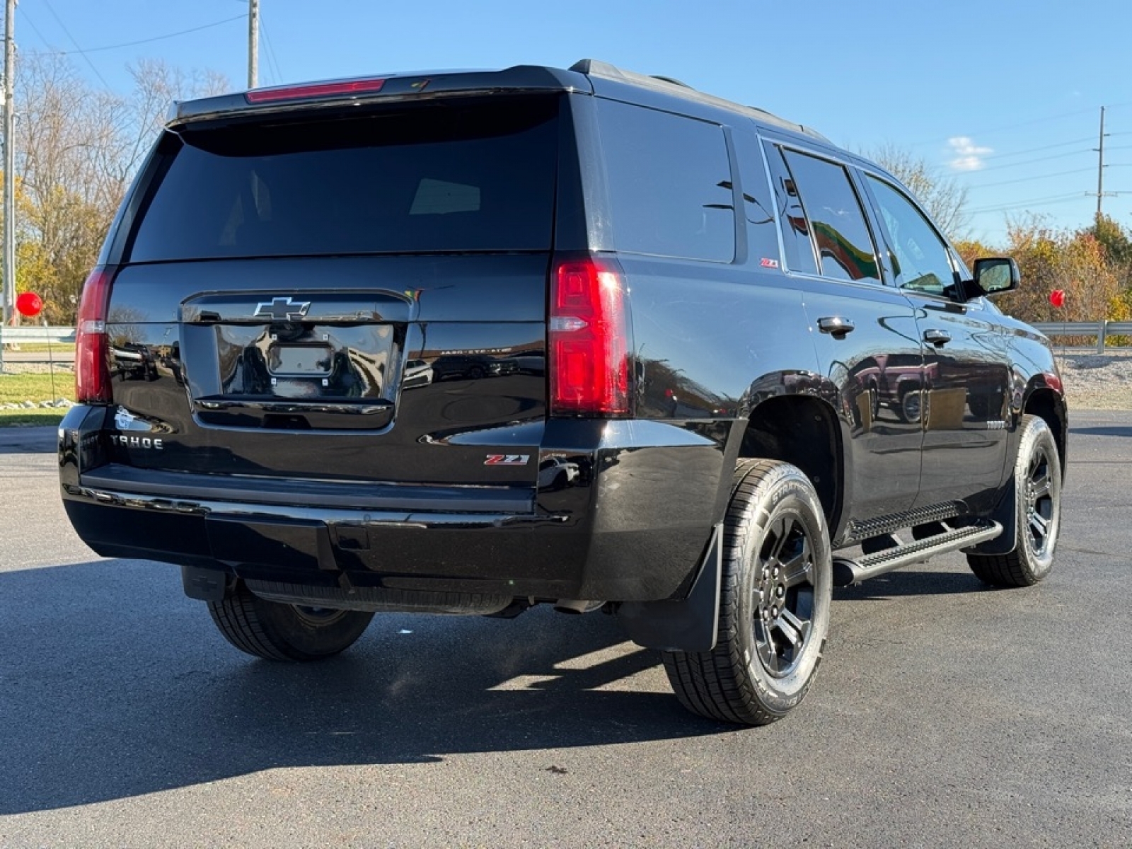 2020 Chevrolet Tahoe 4WD LT, 39151, Photo