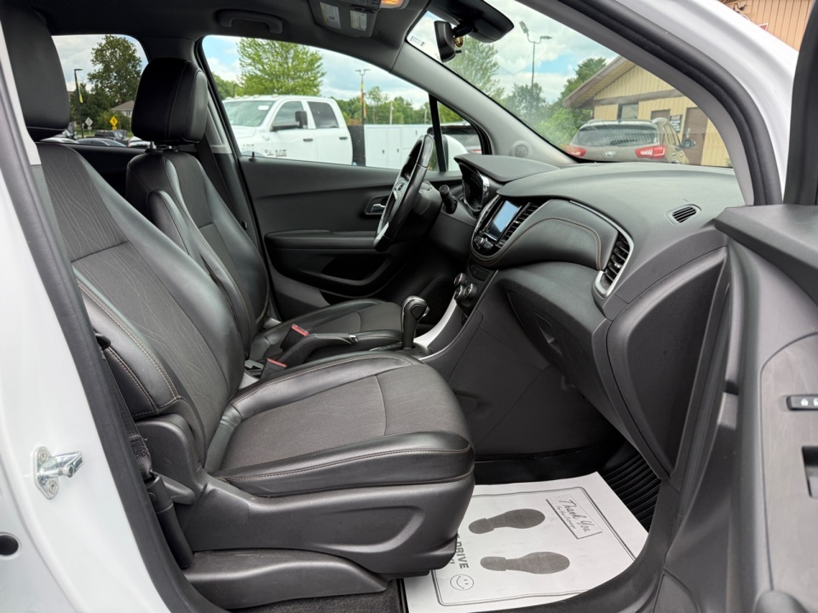 2020 Chevrolet Trax LT photo 11