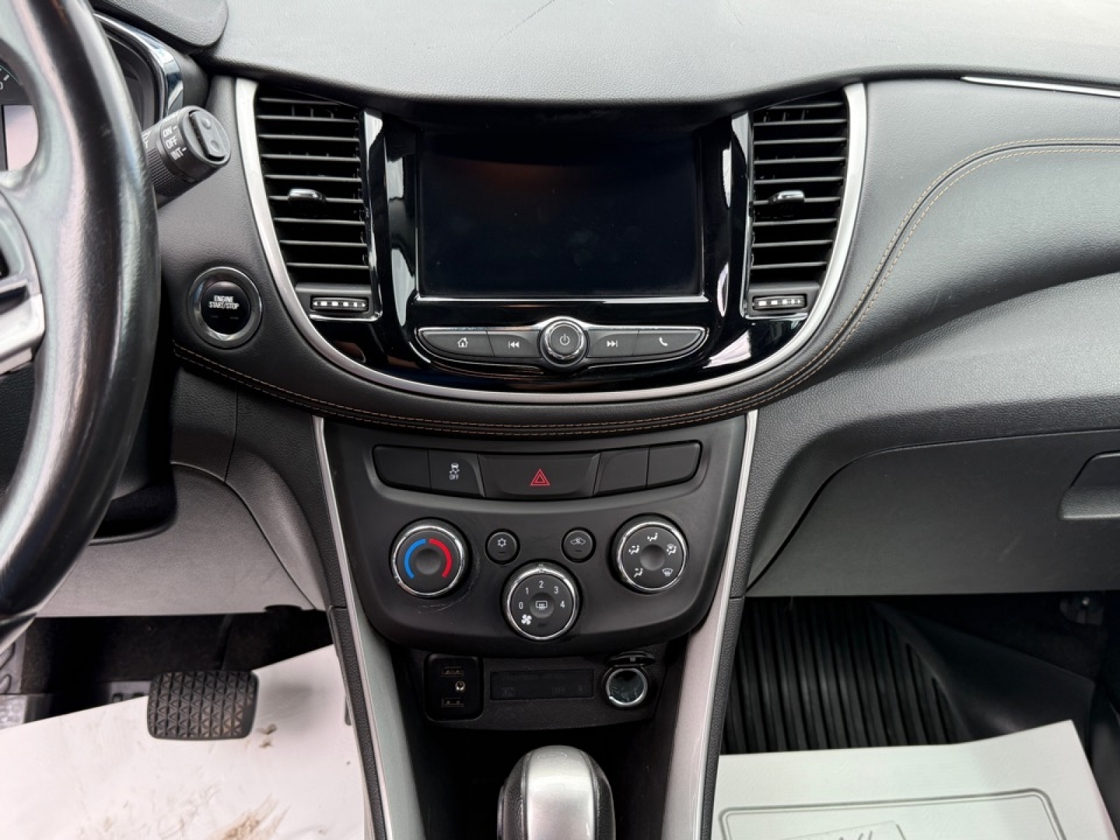 2020 Chevrolet Trax LT photo 23