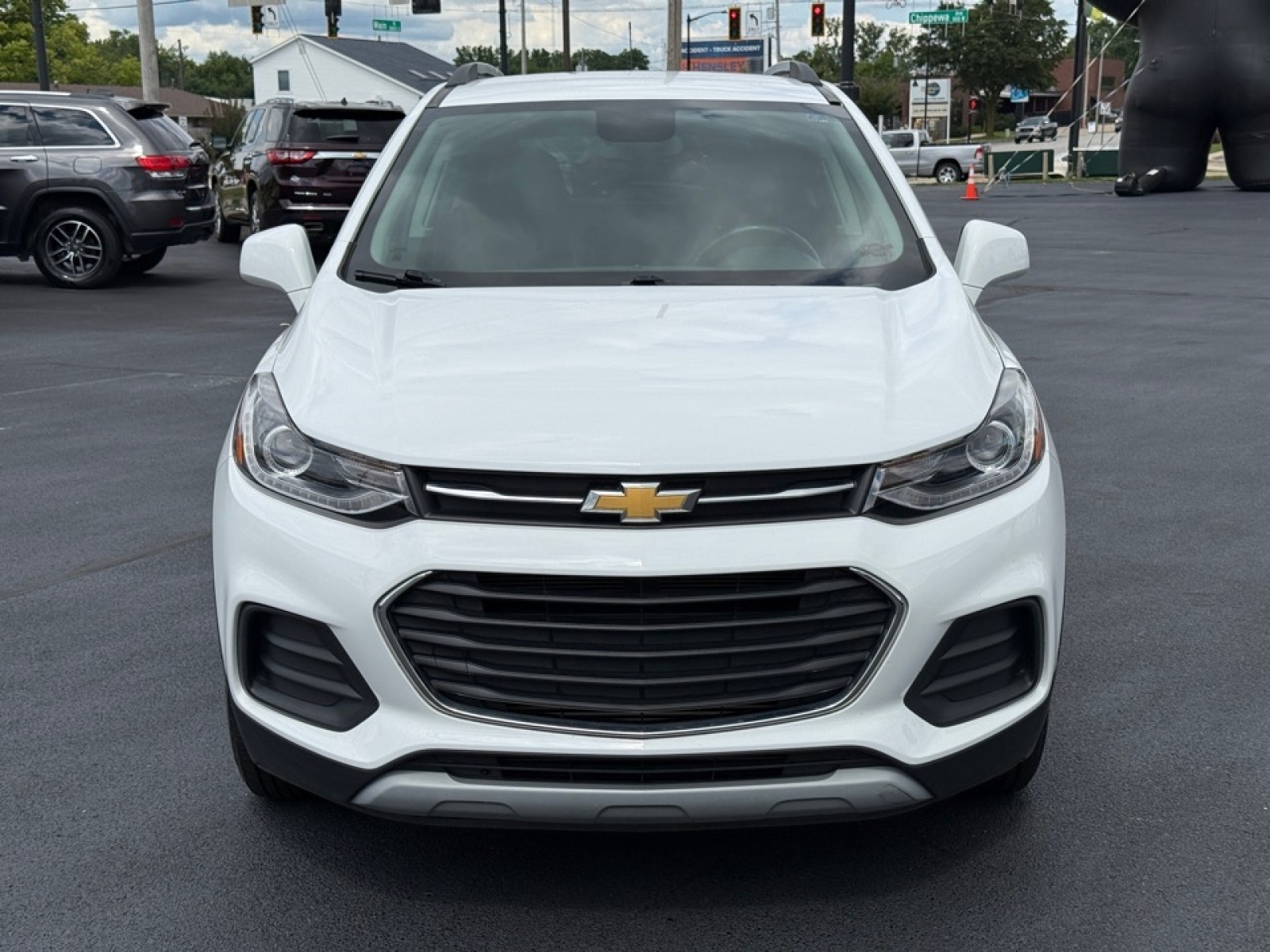2020 Chevrolet Trax LT photo 3