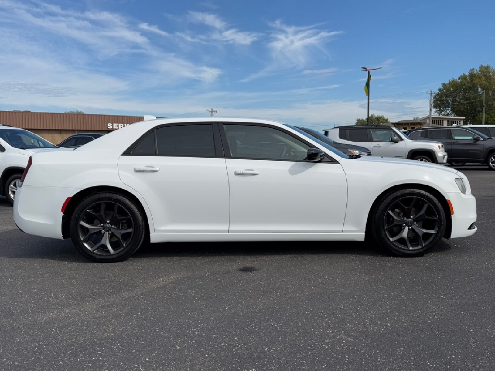 2020 Chrysler 300 Touring, 39015, Photo
