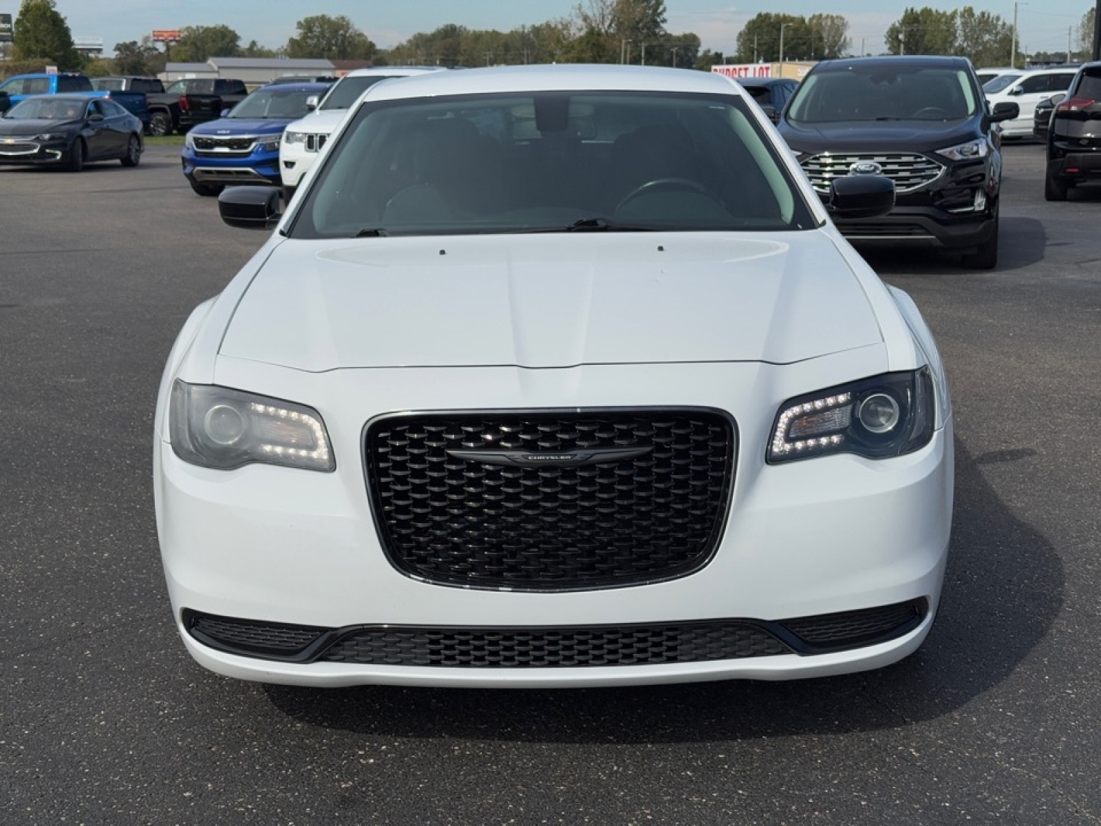2020 Chrysler 300 Touring, 39015, Photo