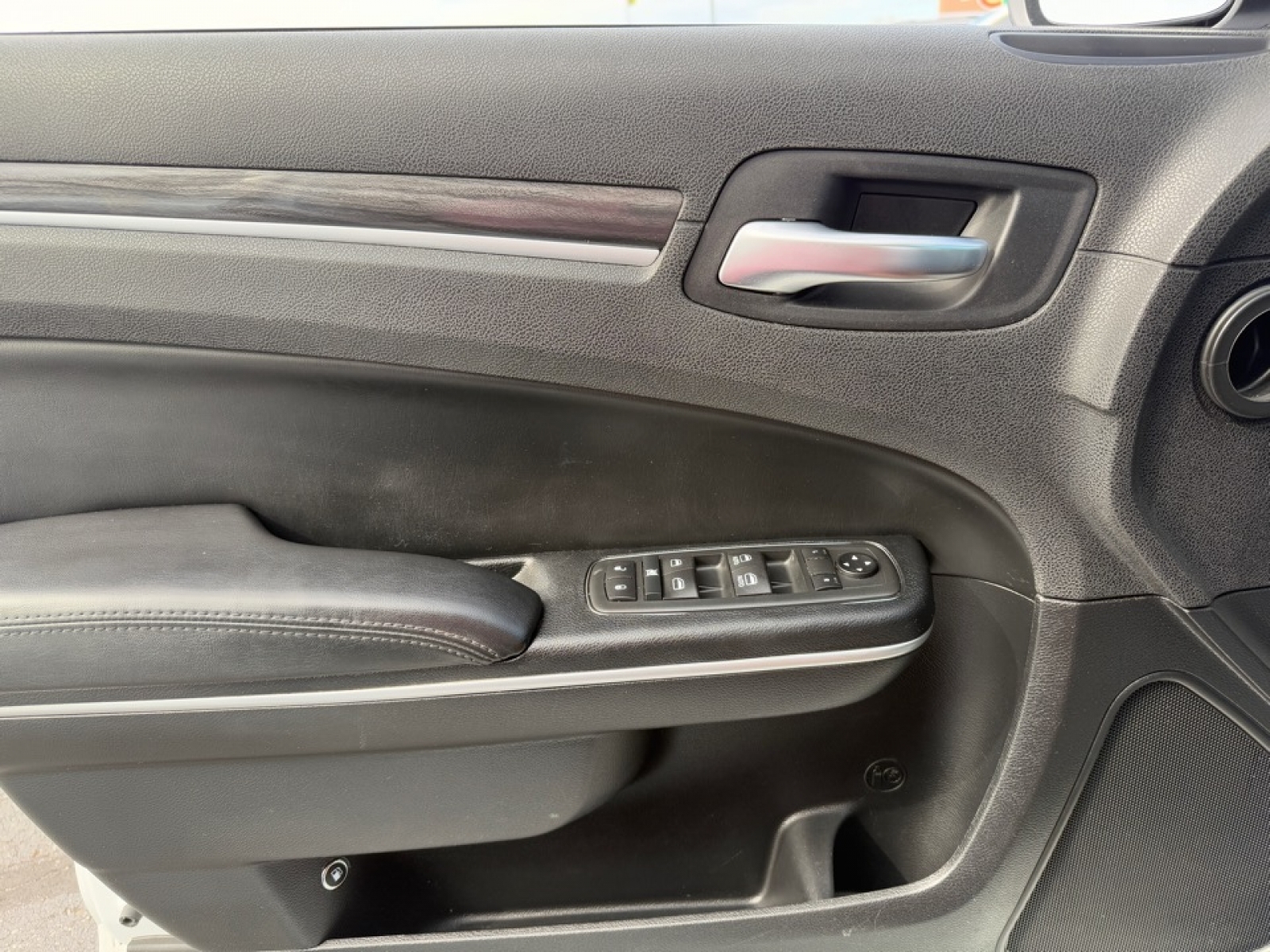 2020 Chrysler 300 Touring, 39015, Photo