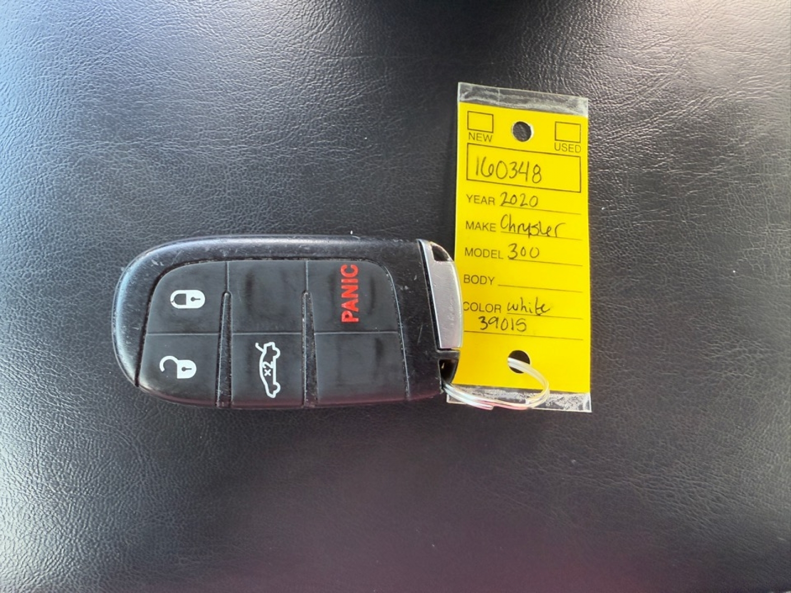 2020 Chrysler 300 Touring, 39015, Photo