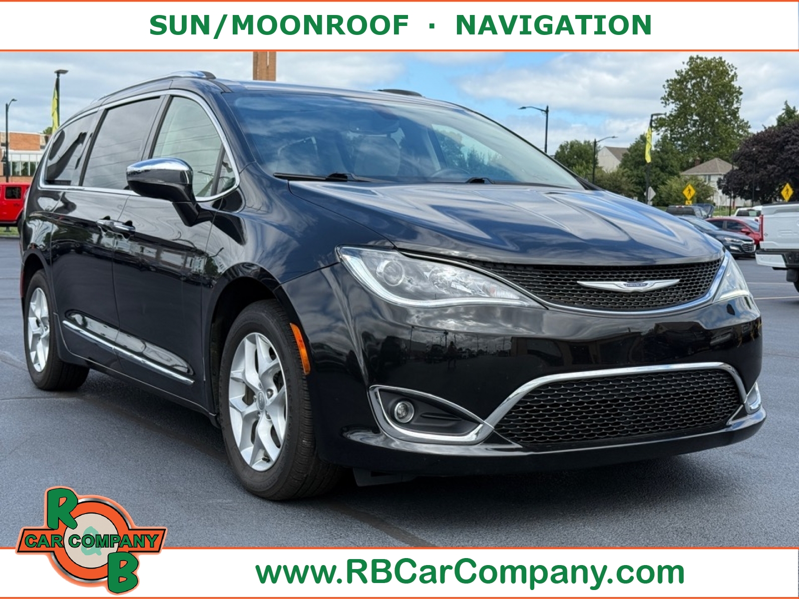 2023 Chrysler Pacifica Touring L, 38644, Photo 1