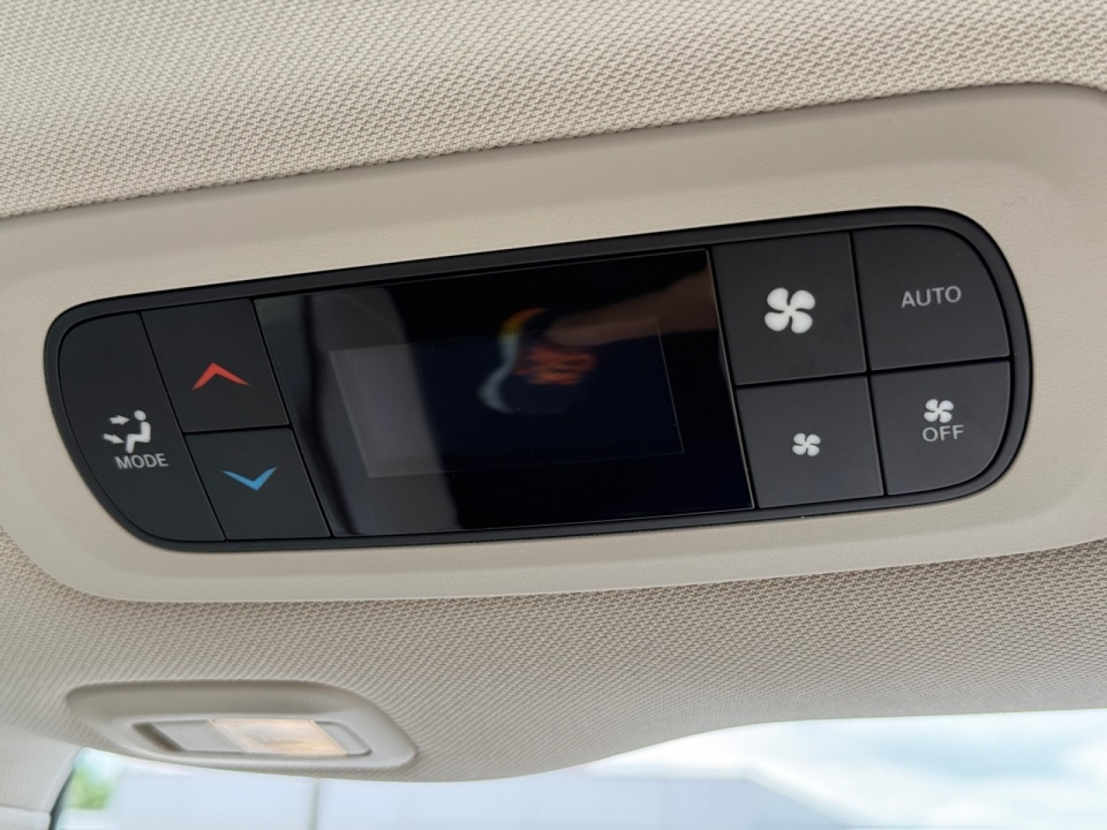 2020 Chrysler Pacifica Limited photo 32