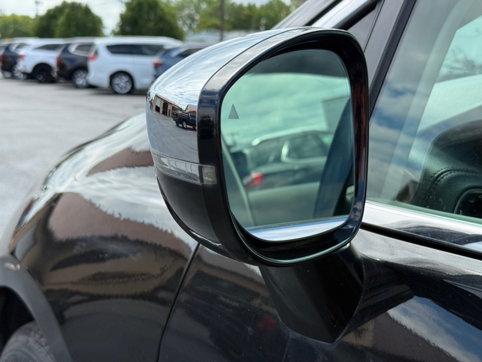 2020 Chrysler Pacifica Limited photo 37