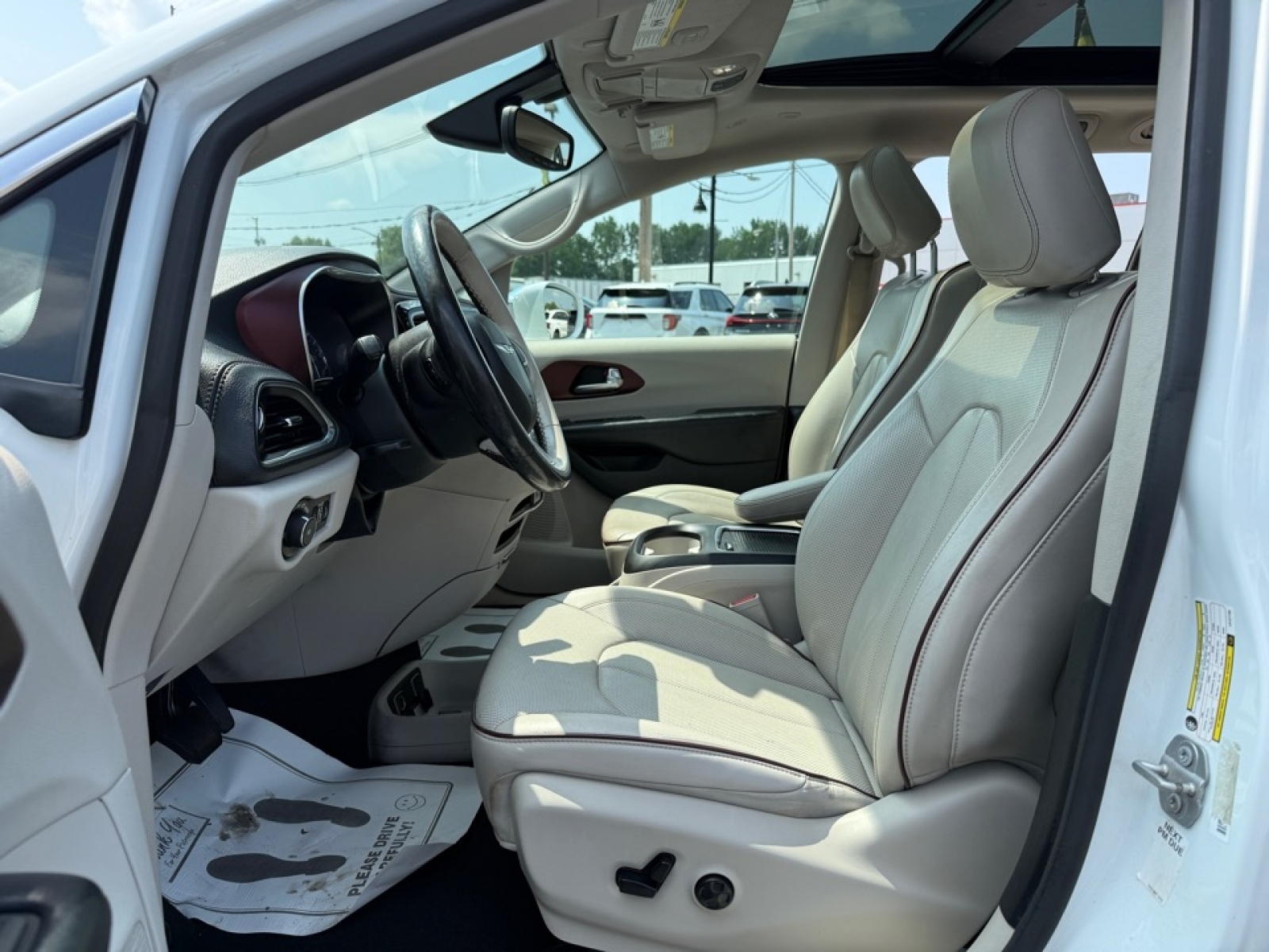 2020 Chrysler Pacifica Limited photo 10