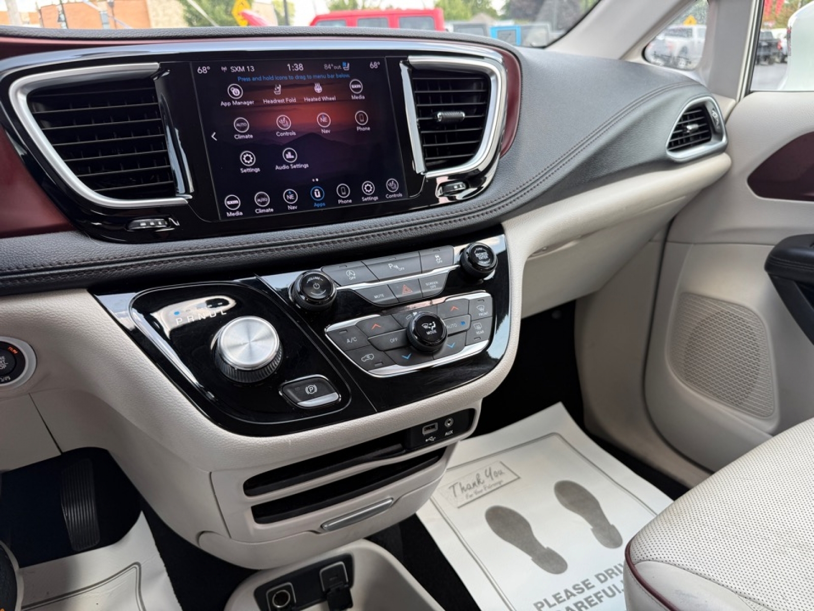 2020 Chrysler Pacifica Limited photo 31