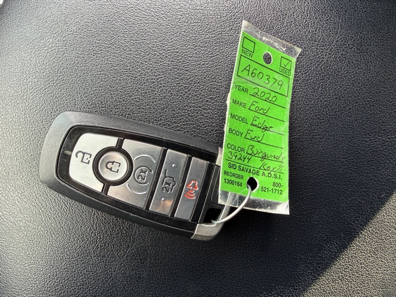 2020 Ford Edge Titanium, 39244, Photo