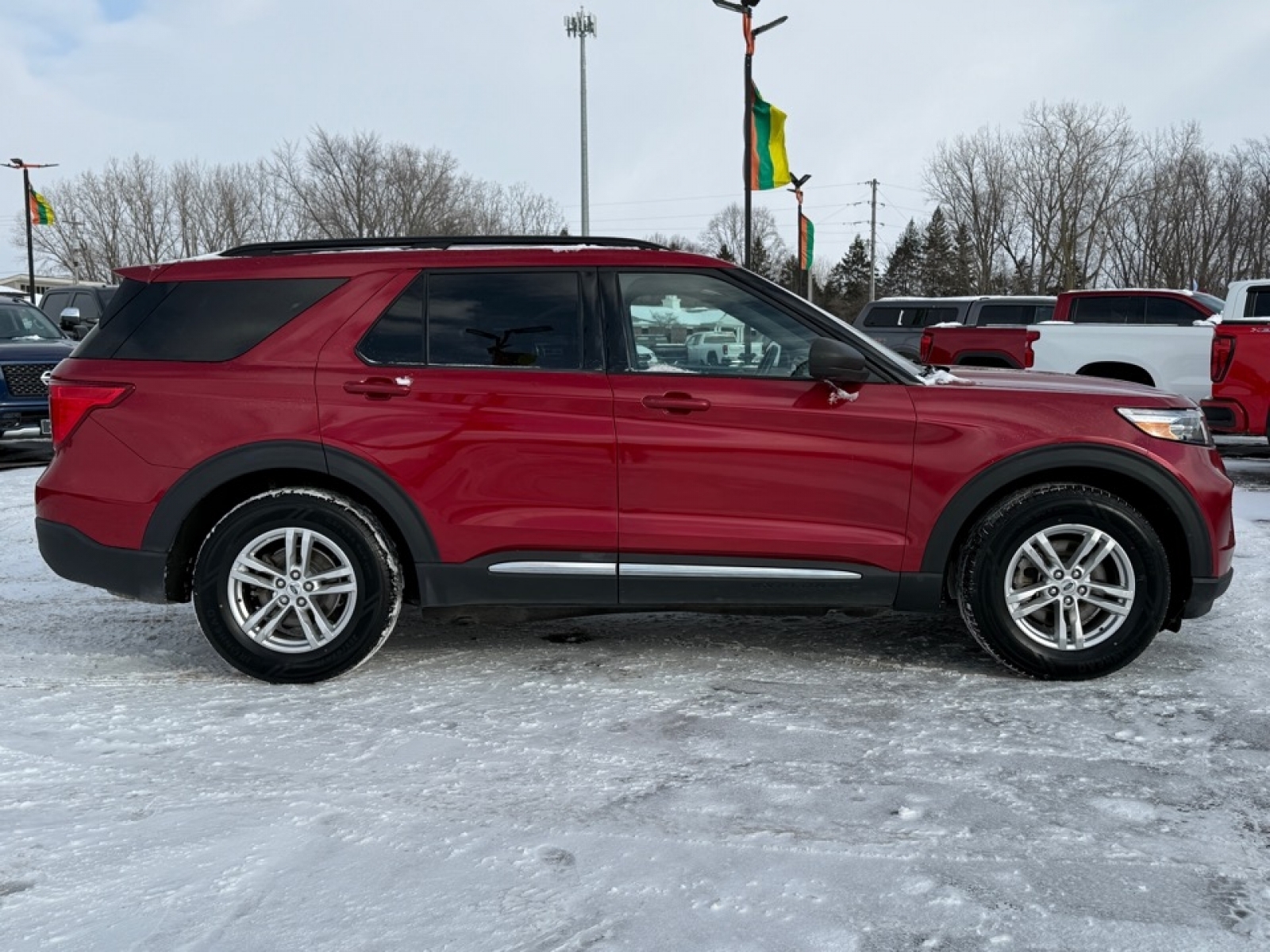 2020 Ford Explorer XLT, 37667A, Photo