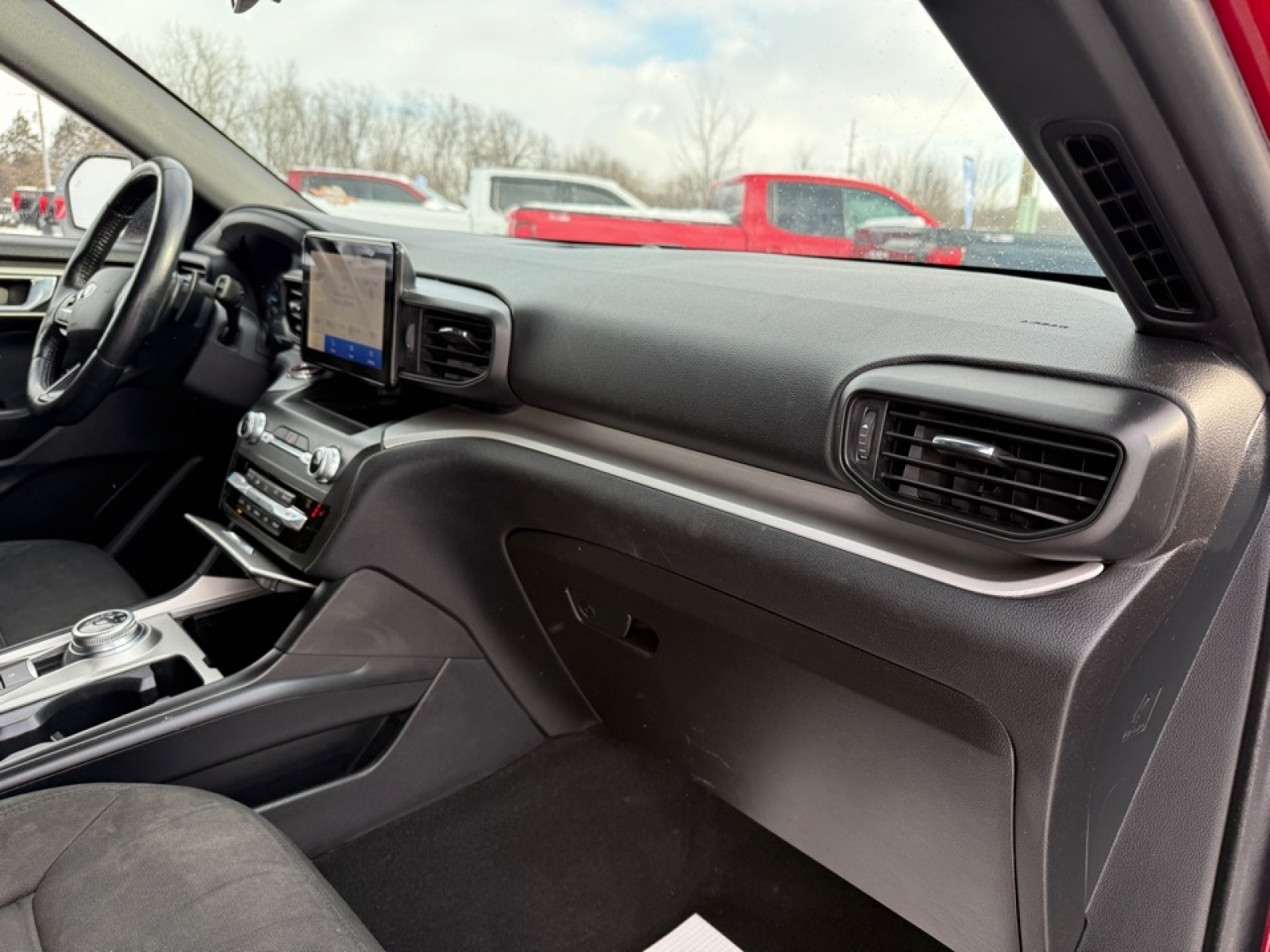 2020 Ford Explorer XLT, 37667A, Photo