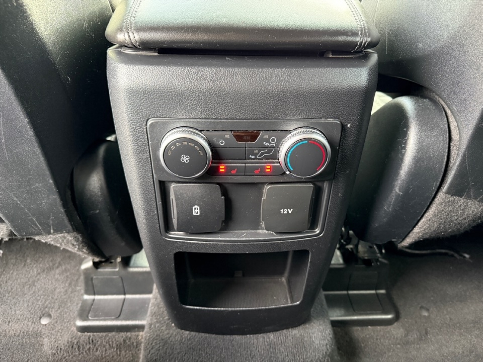 2020 Ford Explorer XLT, 37667A, Photo