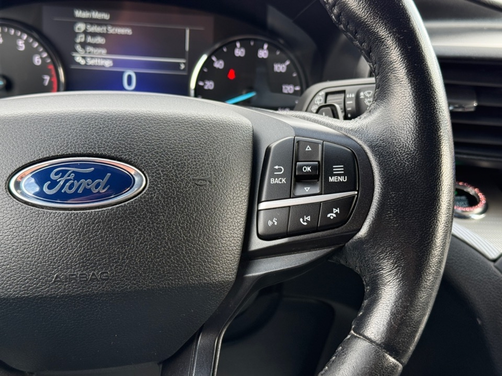 2020 Ford Explorer XLT, 37667A, Photo