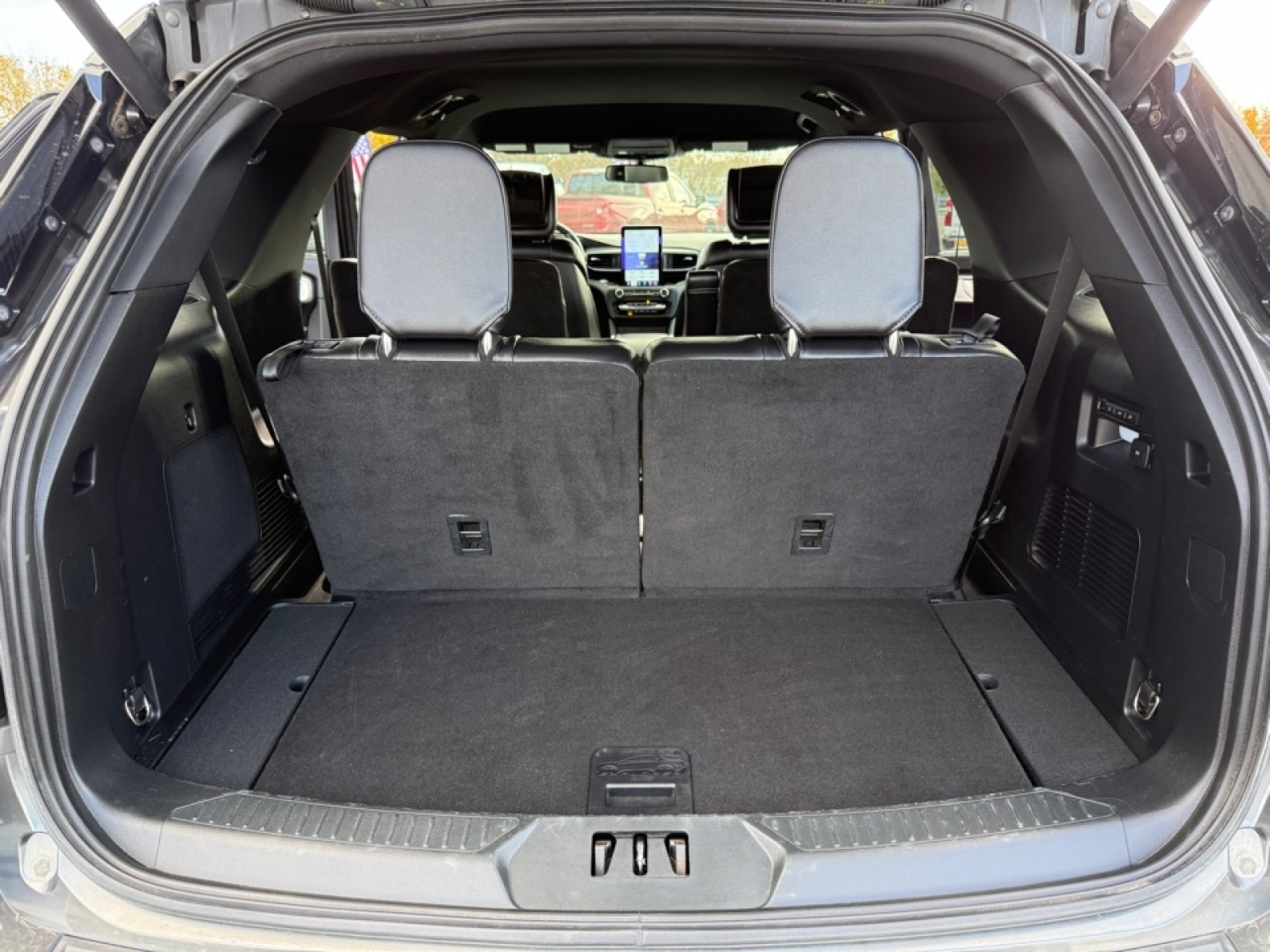 2020 Ford Explorer ST, 38846, Photo